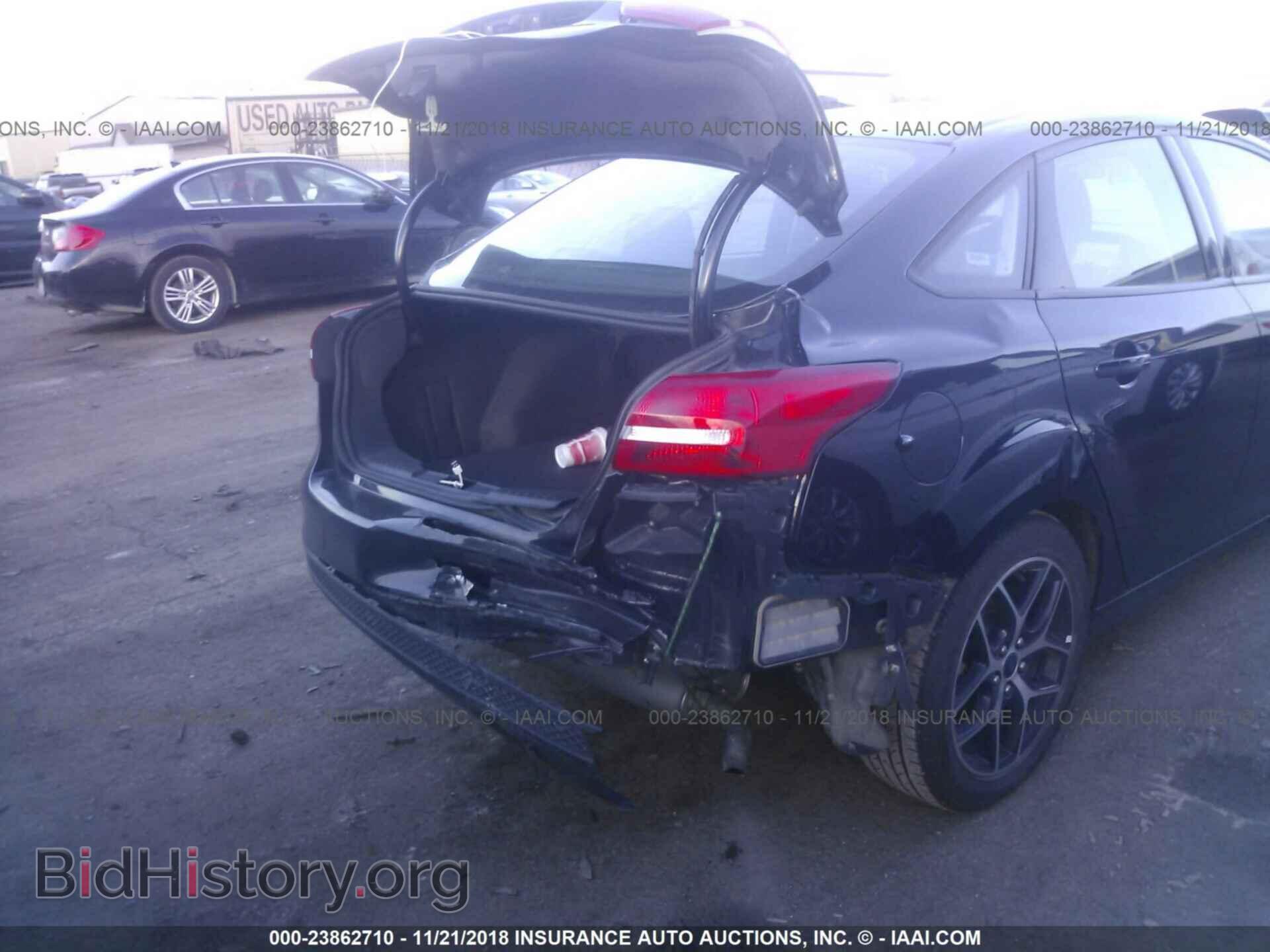 2017 Ford Focus - VIN: 1FADP3H23HL226022 - Фото 6