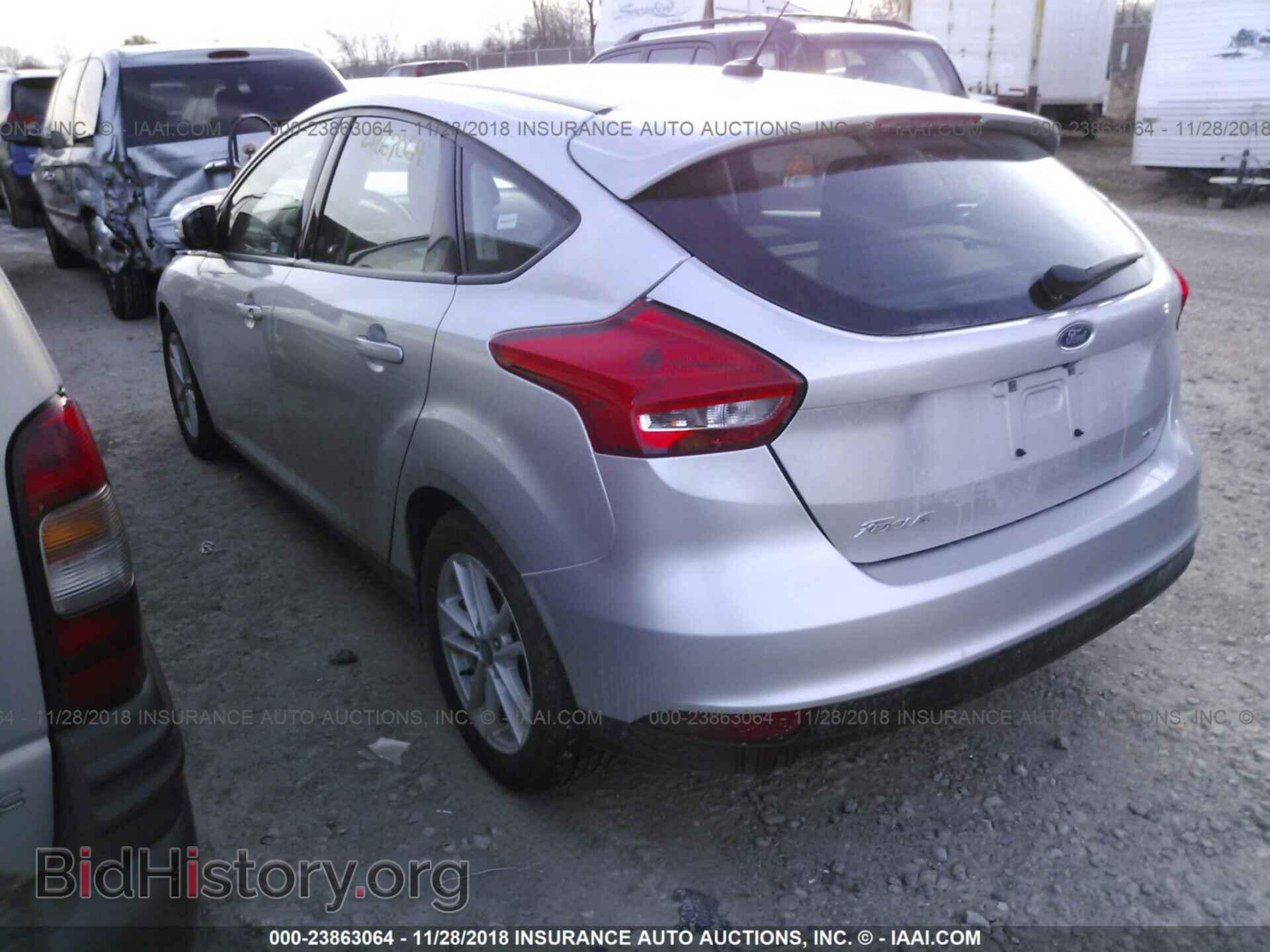 2017 Ford Focus - VIN: 1FADP3K20HL278703 - Photo 3