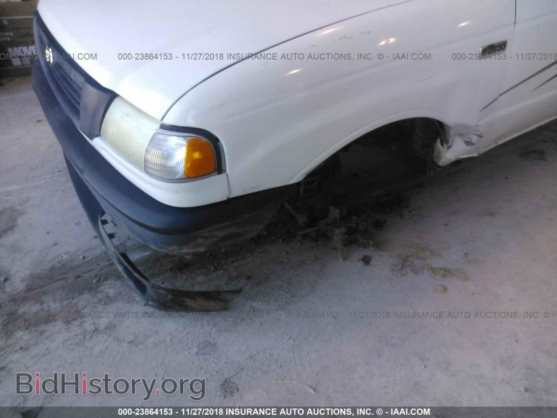 1999 MAZDA B2500 - VIN: 4F4YR12C5XTM39202 - Фото 6