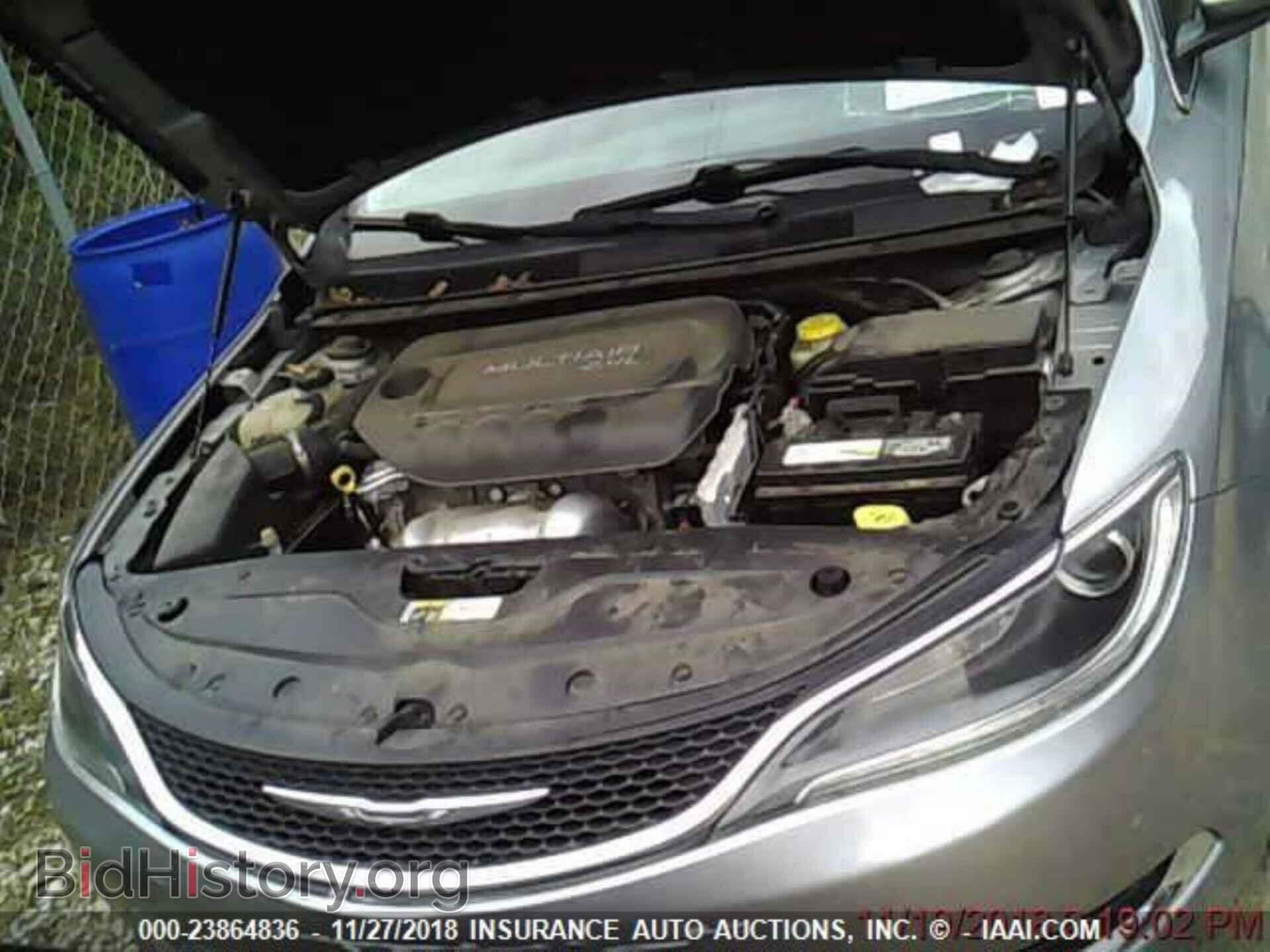 2015 Chrysler 200 - VIN: 1C3CCCAB5FN616055 - Фото 6
