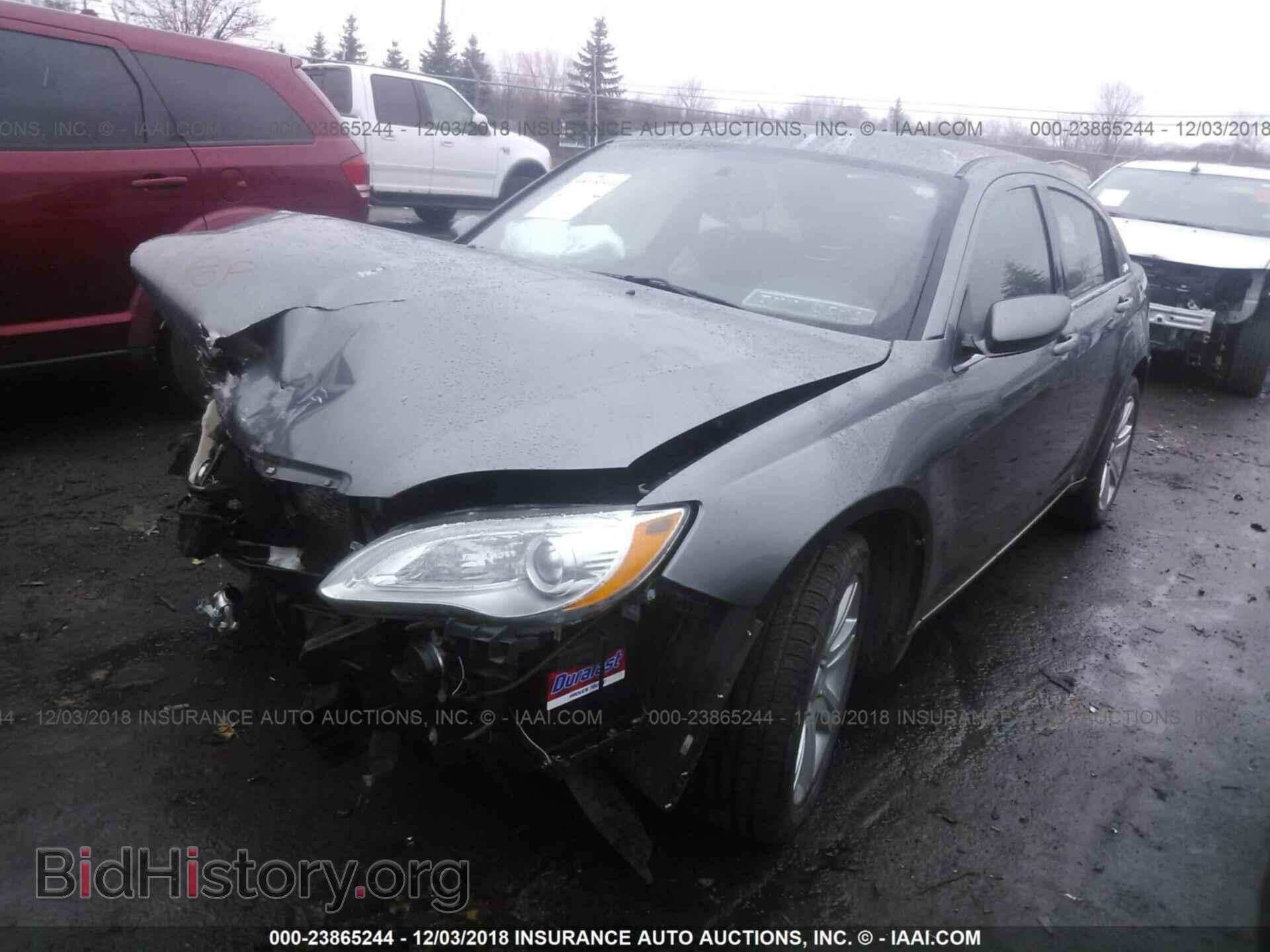 2013 CHRYSLER 200 - VIN: 1C3CCBBBXDN694689 - Фото 2