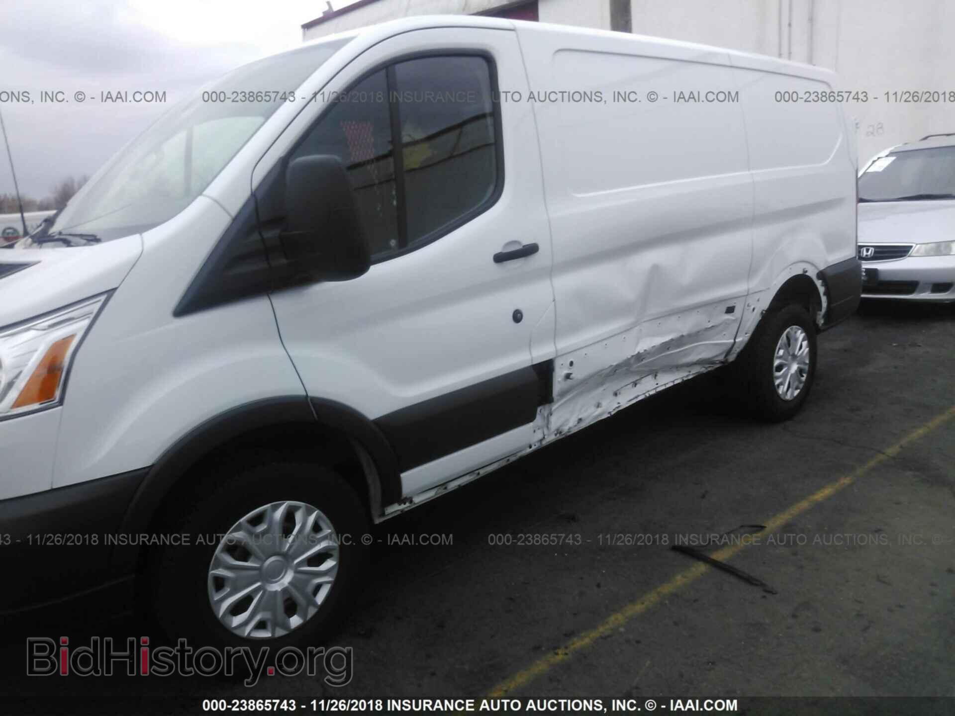 2018 Ford Transit - VIN: 1FTYR1ZM3JKB18229 - Фото 6