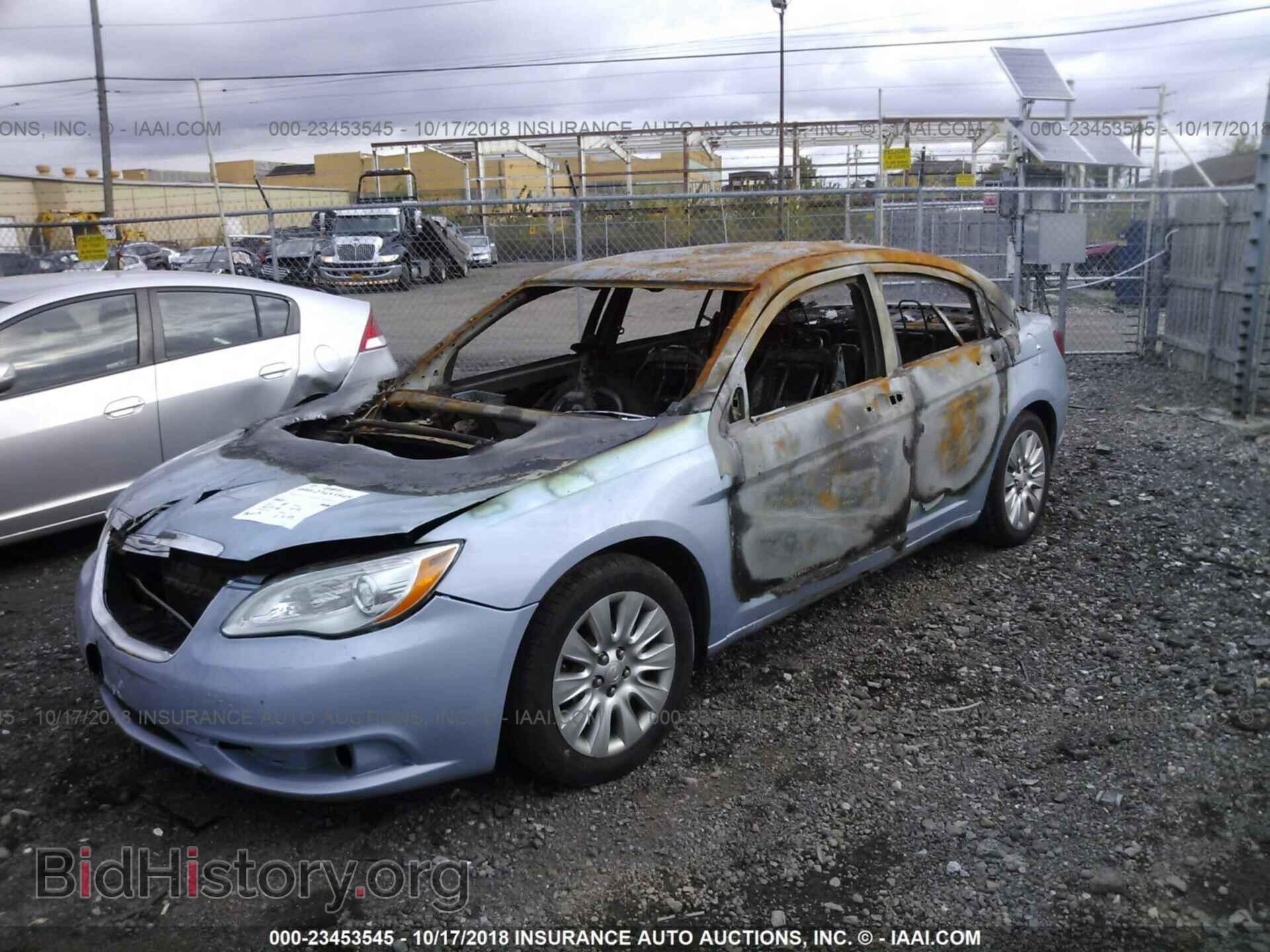 2014 CHRYSLER 200 - VIN: 1C3CCBAB7EN211601 - Photo 2