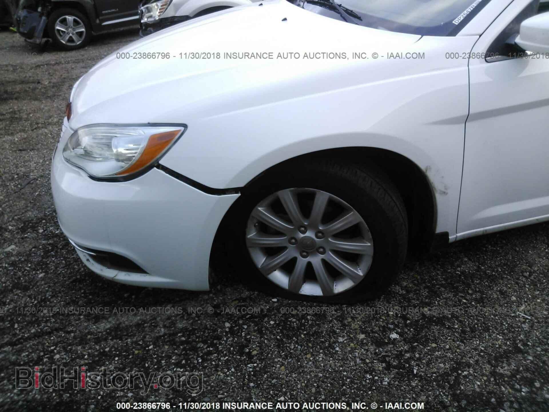 2013 CHRYSLER 200 - VIN: 1C3CCBBB3DN579464 - Фото 6
