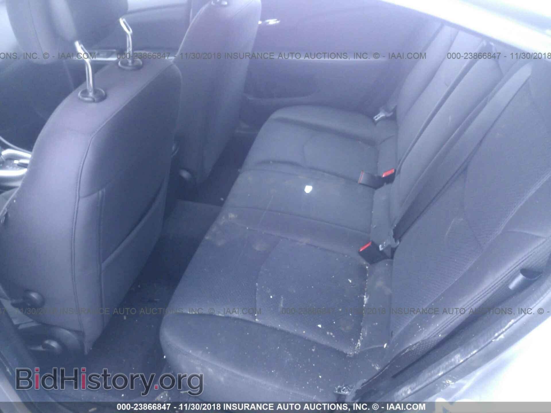 2013 Chrysler 200 - VIN: 1C3CCBAB0DN735011 - Фото 8