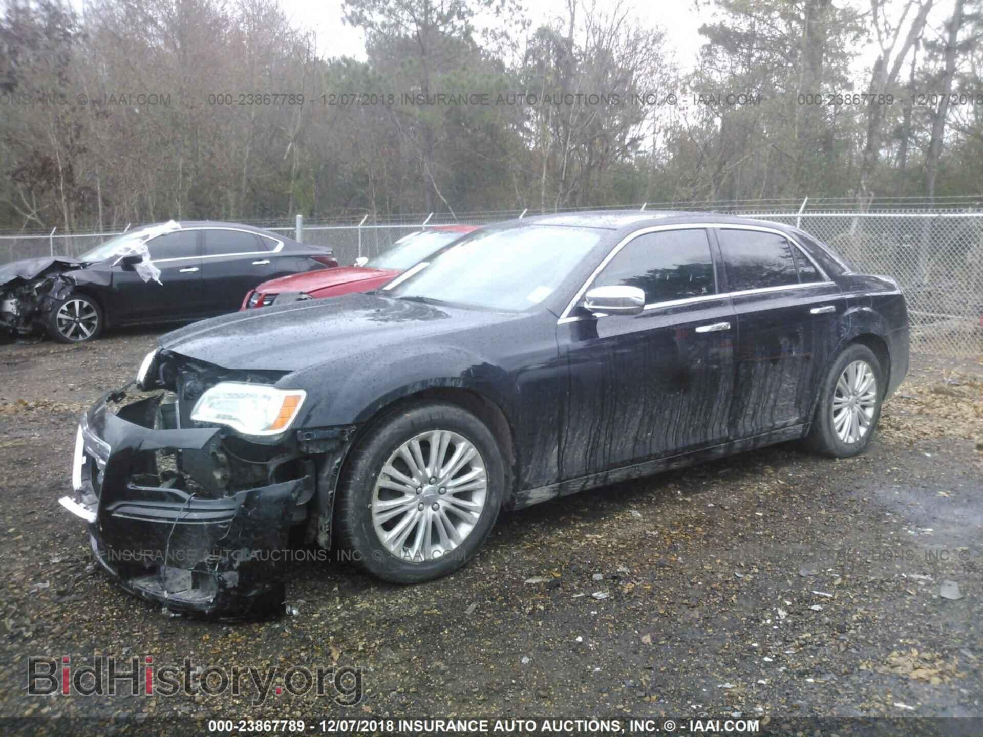2013 CHRYSLER 300C - VIN: 2C3CCAKT3DH652876 - Фото 2
