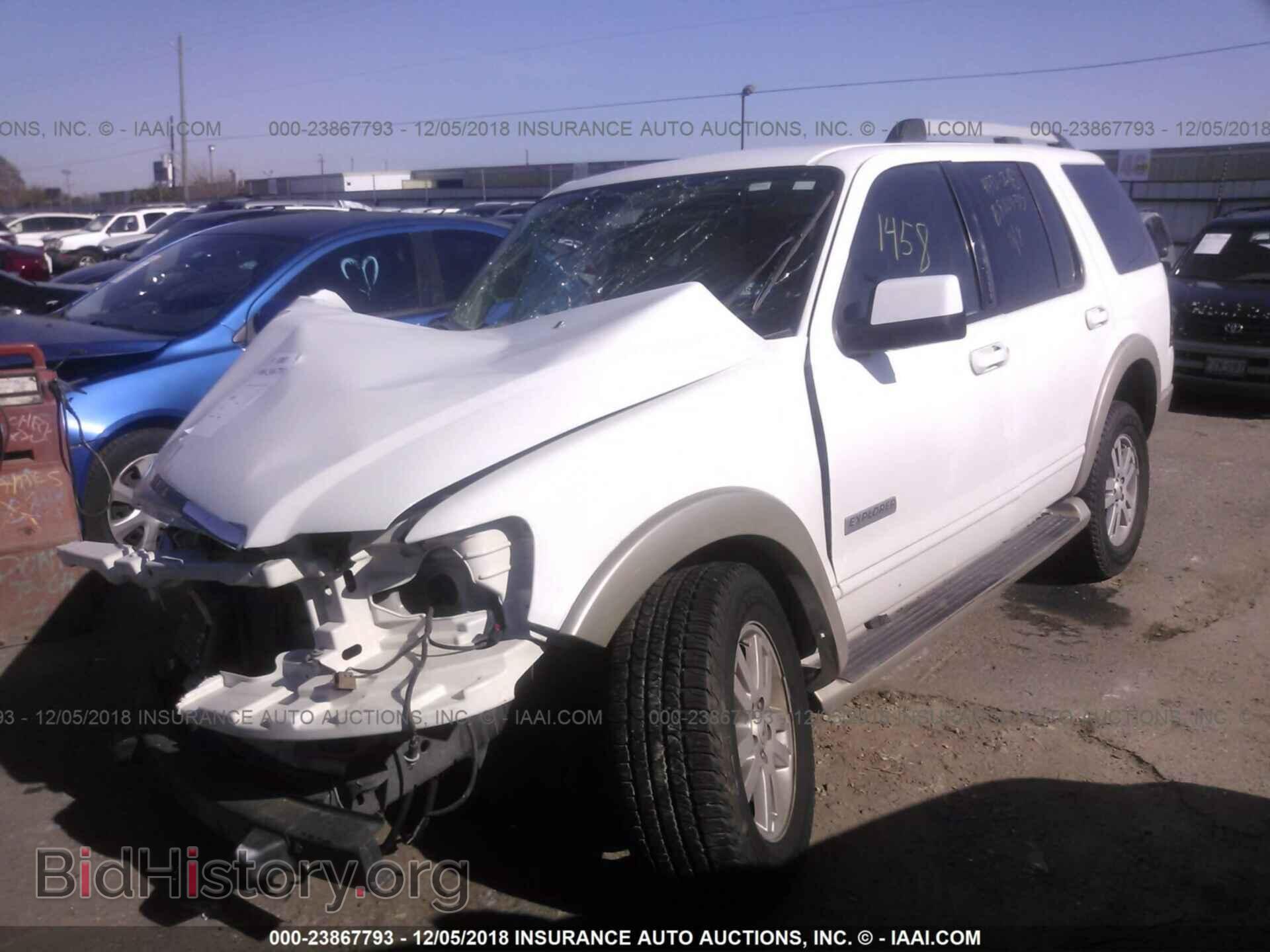 2006 FORD EXPLORER - VIN: 1FMEU64E26UB01458 - Photo 2