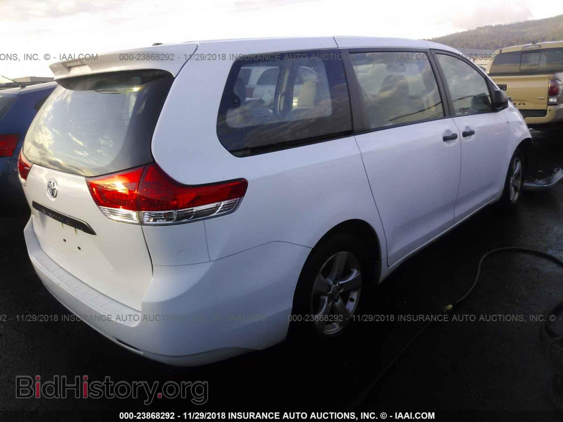 2013 TOYOTA SIENNA - VIN: 5TDZK3DC8DS352740 - Фото 4