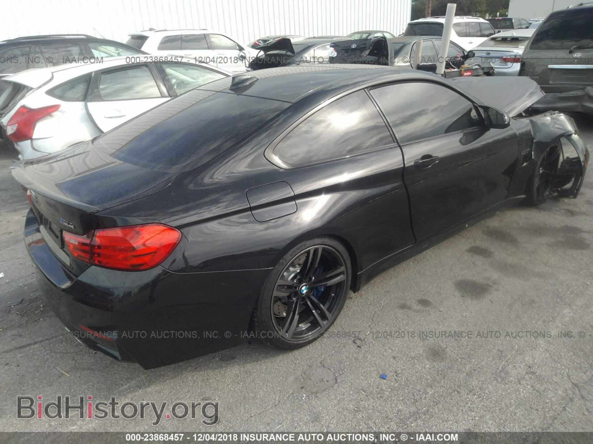 2015 BMW M4 - VIN: WBS3R9C50FK332802 - Фото 4