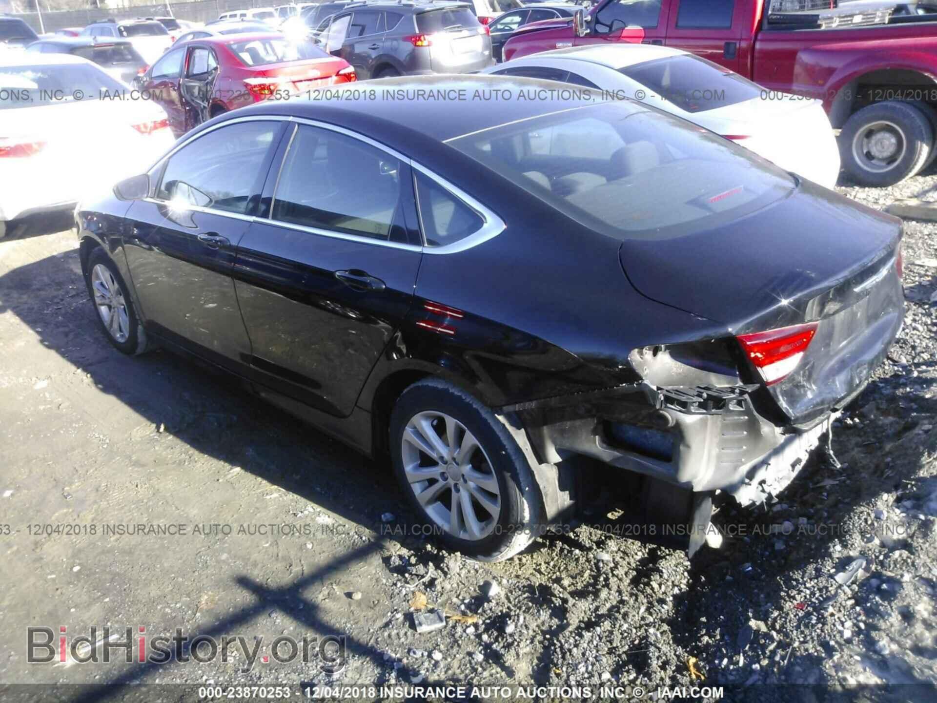 2015 Chrysler 200 - VIN: 1C3CCCAB3FN654867 - Photo 3
