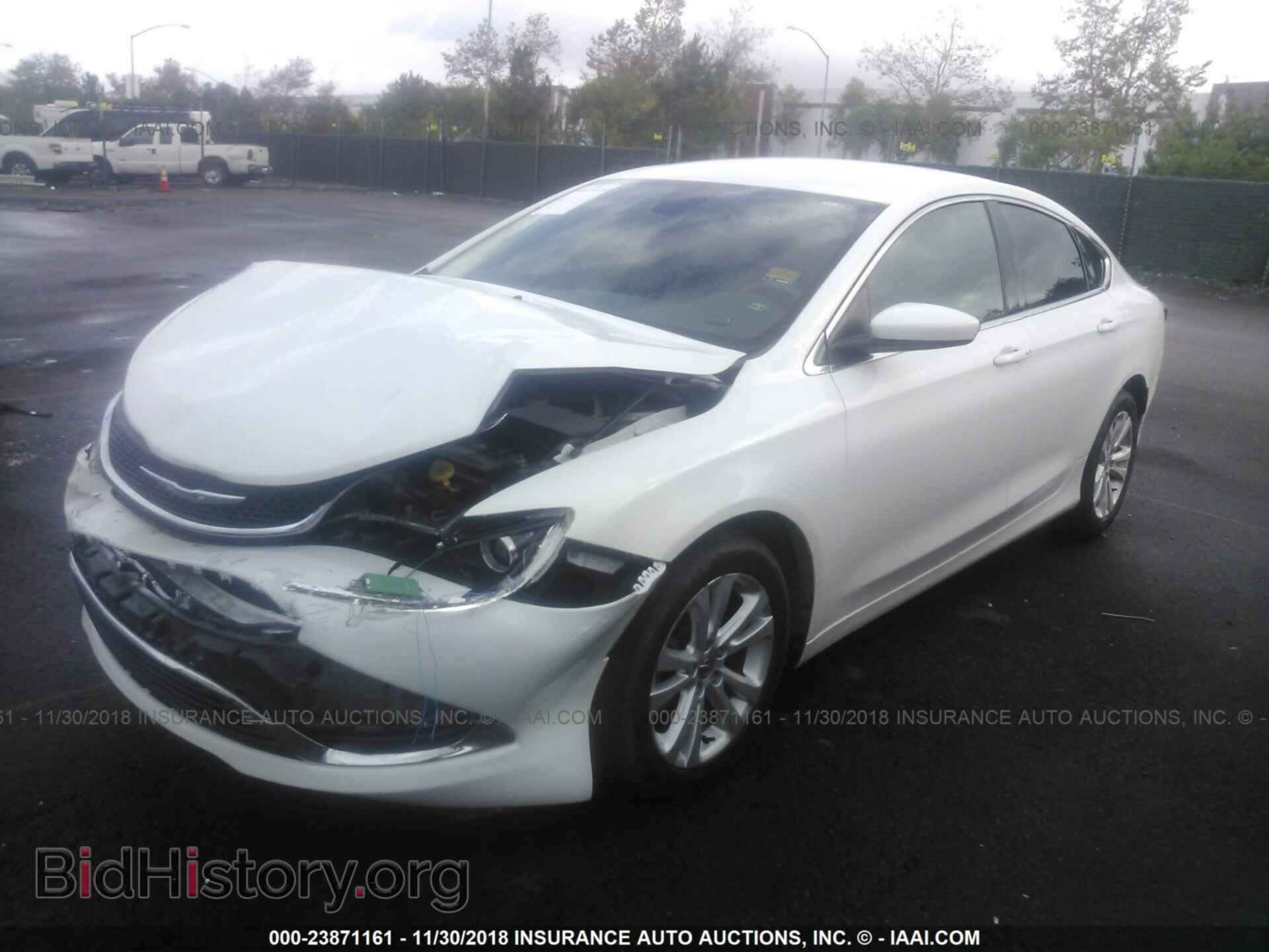 2015 CHRYSLER 200 - VIN: 1C3CCCAB2FN608513 - Photo 2
