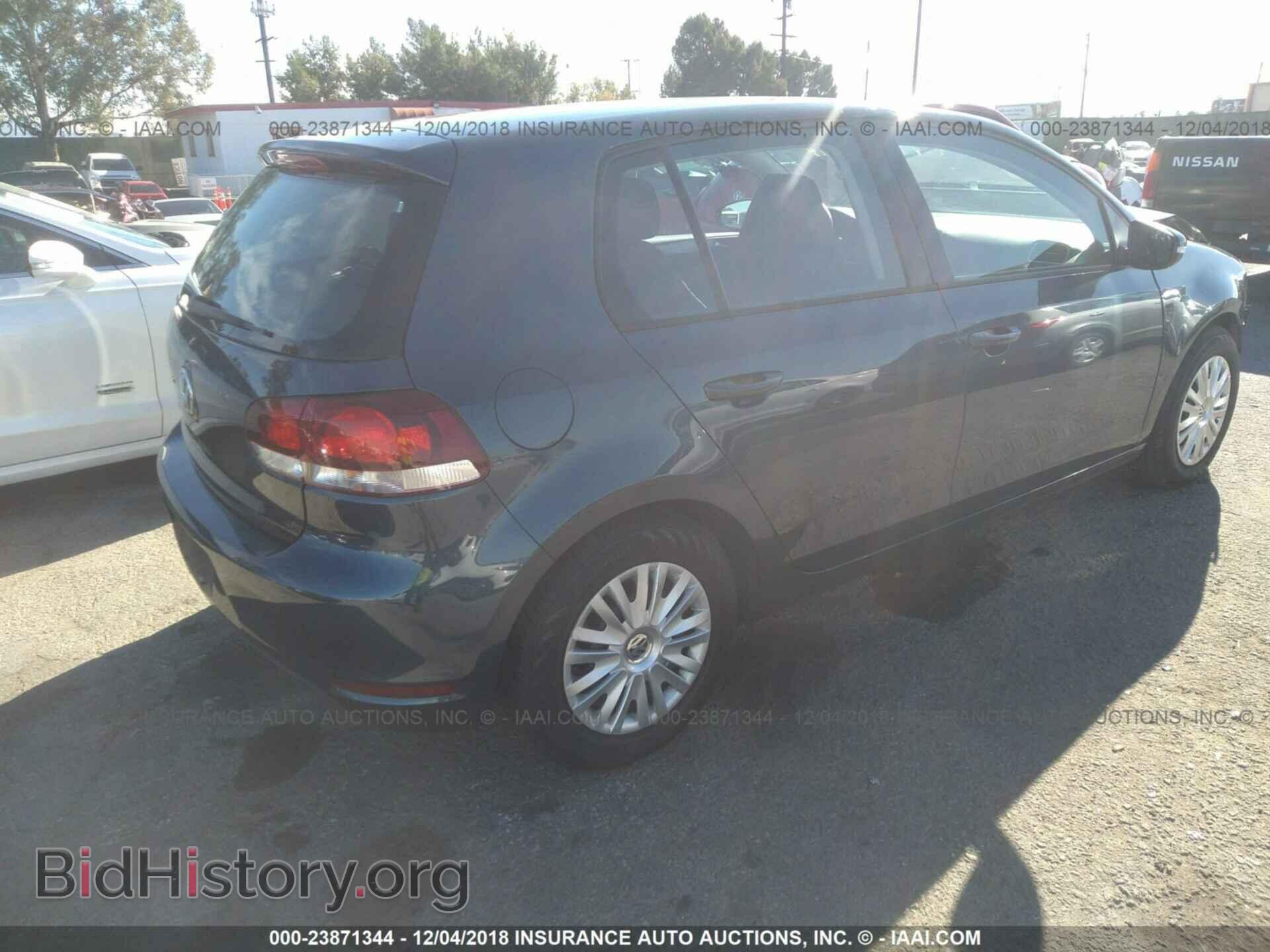 2012 Volkswagen Golf - VIN: WVWDB7AJ5CW179603 - Фото 4