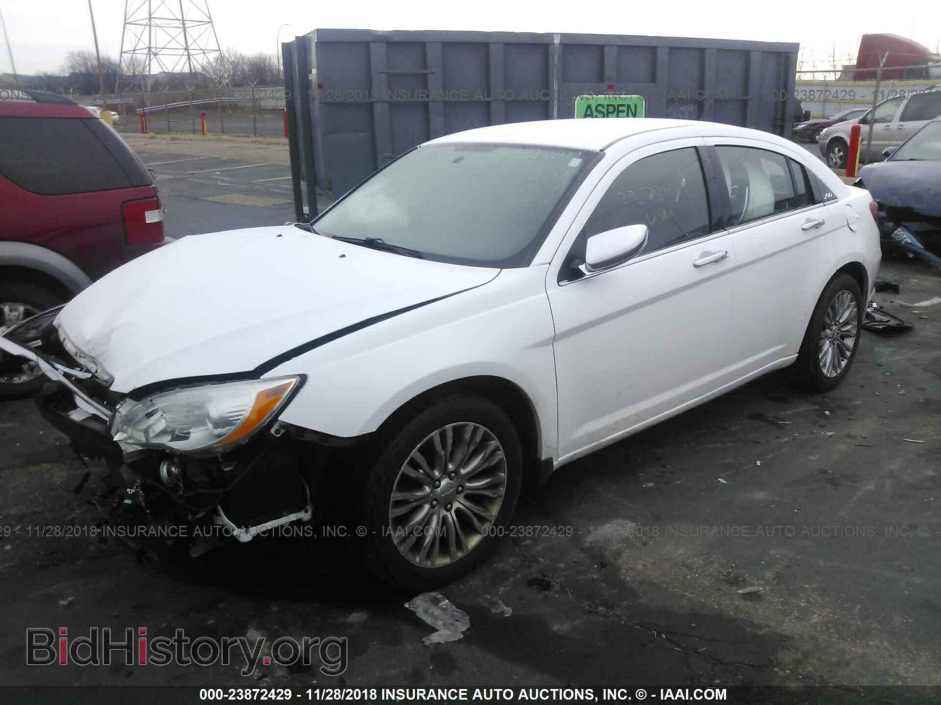 2012 CHRYSLER 200 - VIN: 1C3CCBCG7CN330562 - Фото 2