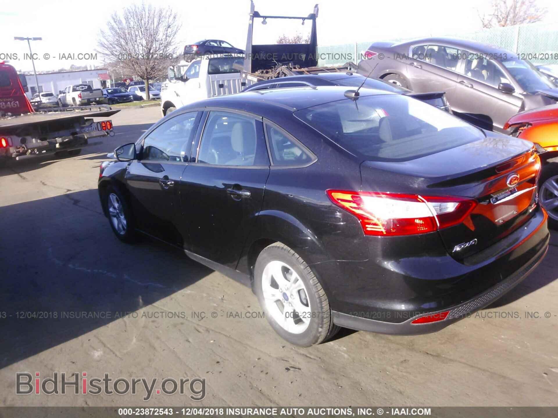 2014 Ford Focus - VIN: 1FADP3F21EL218211 - Photo 3