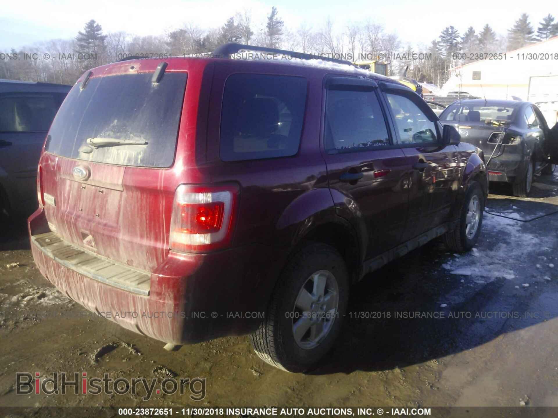 2011 Ford Escape - VIN: 1FMCU9D79BKB17351 - Фото 4