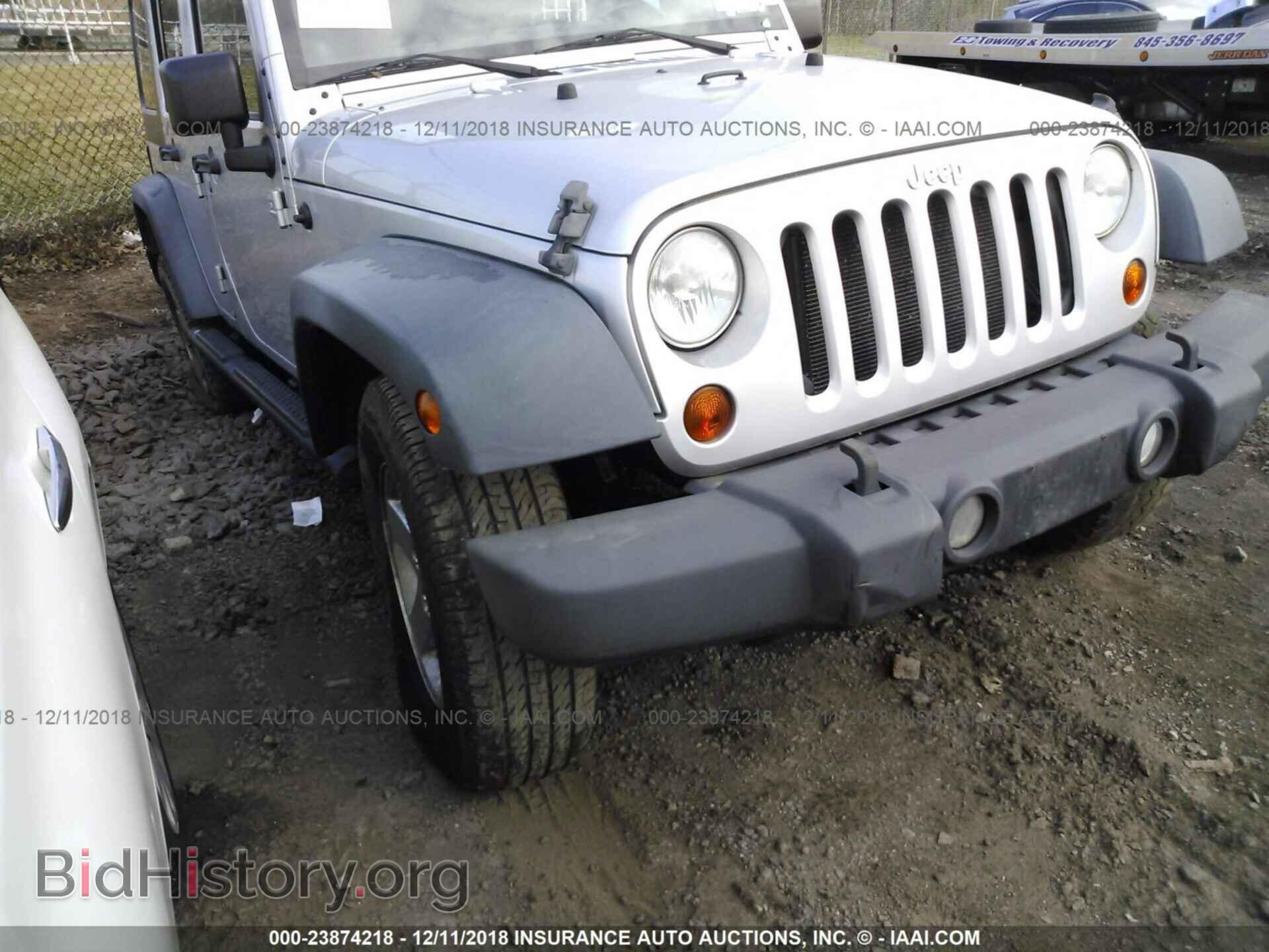 2011 Jeep Wrangler - VIN: 1J4BA3H16BL512037 - Фото 6