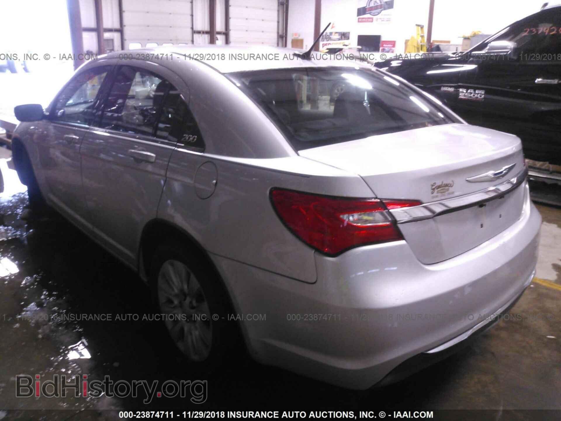 2012 CHRYSLER 200 - VIN: 1C3CCBAB2CN268415 - Фото 3