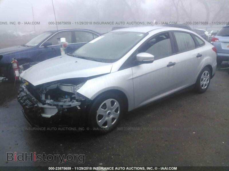 2016 Ford FOCUS (VIN 1FADP3E29GL319341) — photo 2 of 10