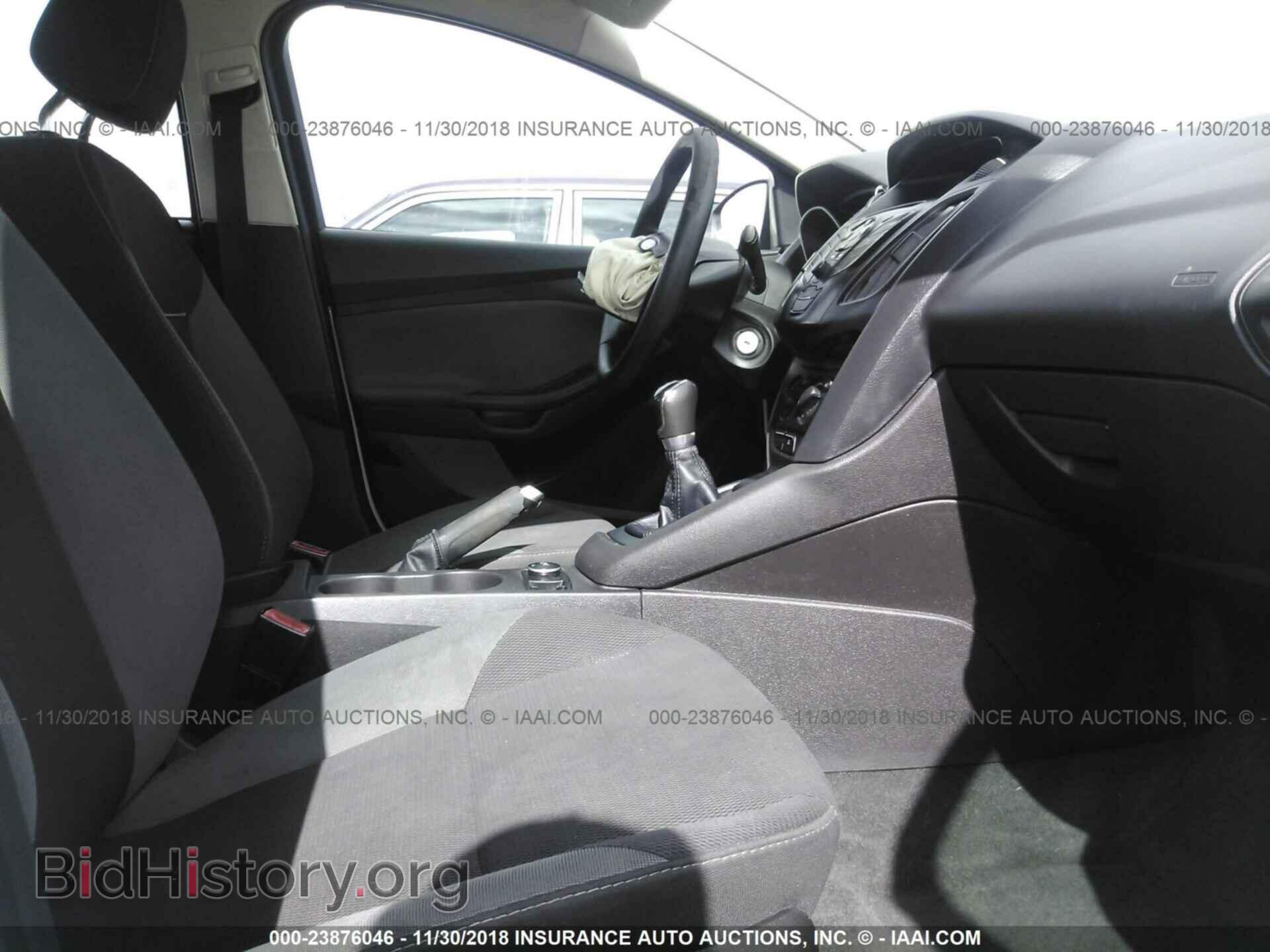 2012 Ford Focus - VIN: 1FAHP3E26CL435639 - Photo 5