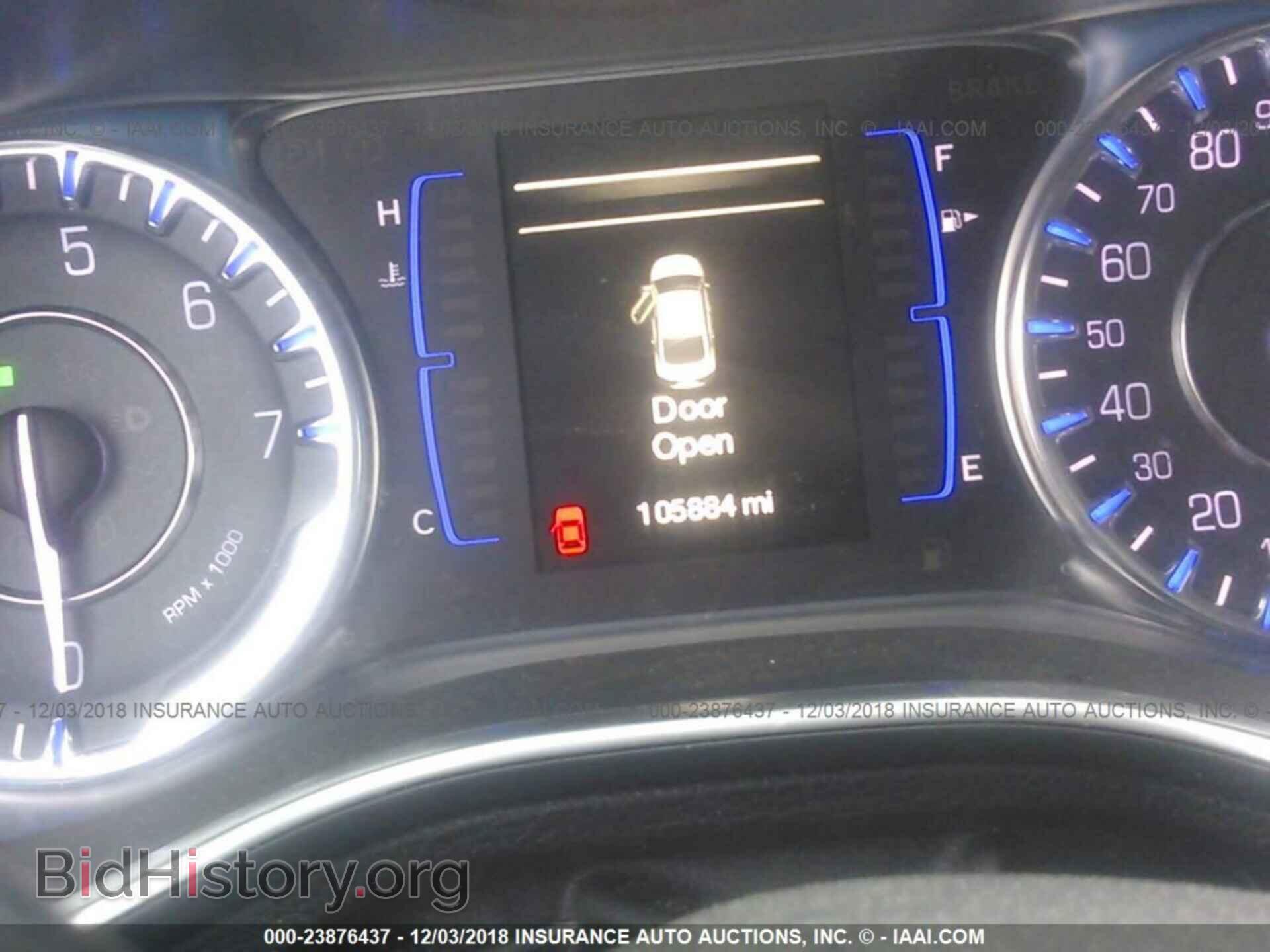 2015 CHRYSLER 200 - VIN: 1C3CCCAB3FN655906 - Photo 7