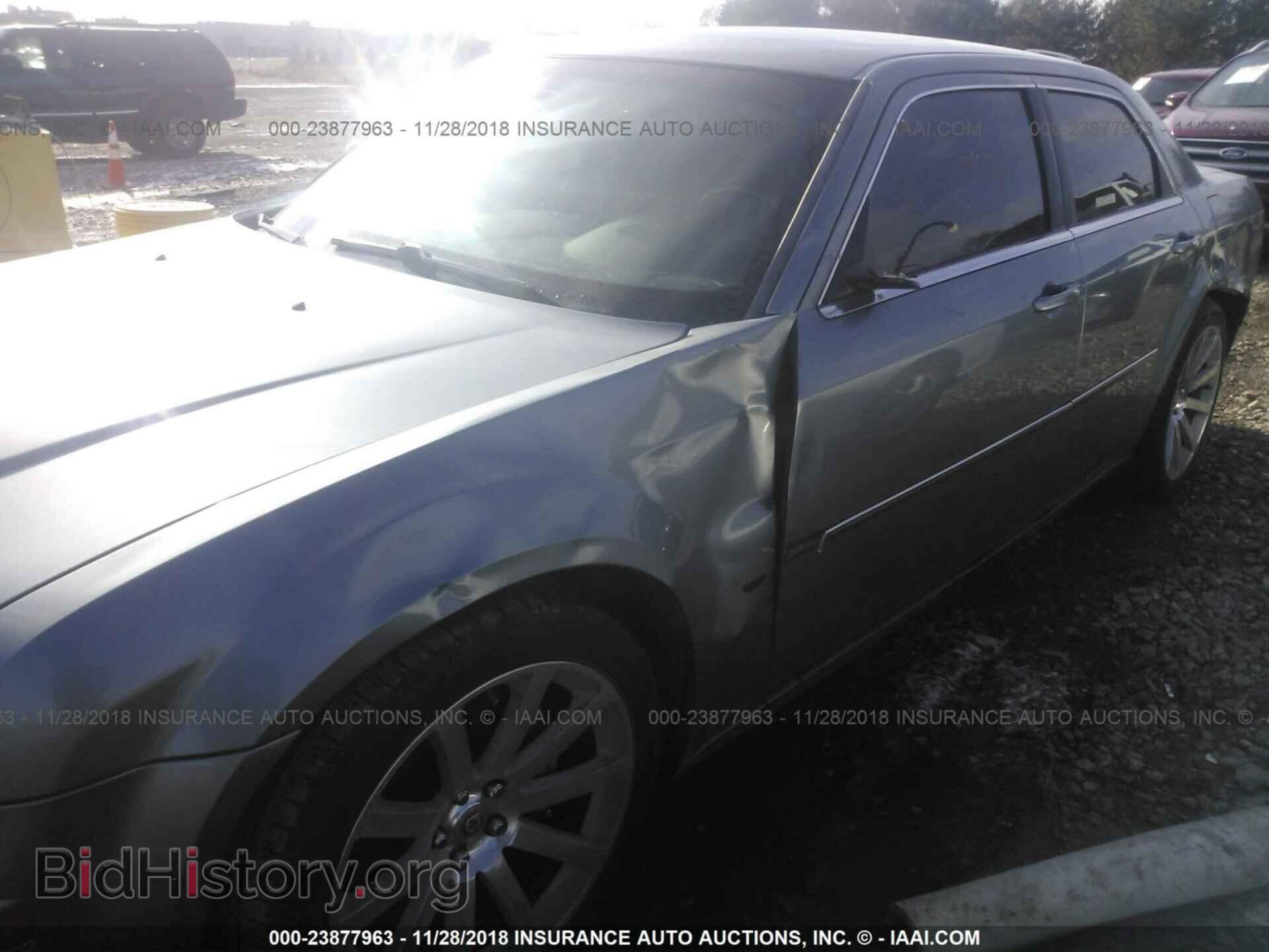 2006 CHRYSLER 300C - VIN: 2C3LA73W66H370610 - Фото 6