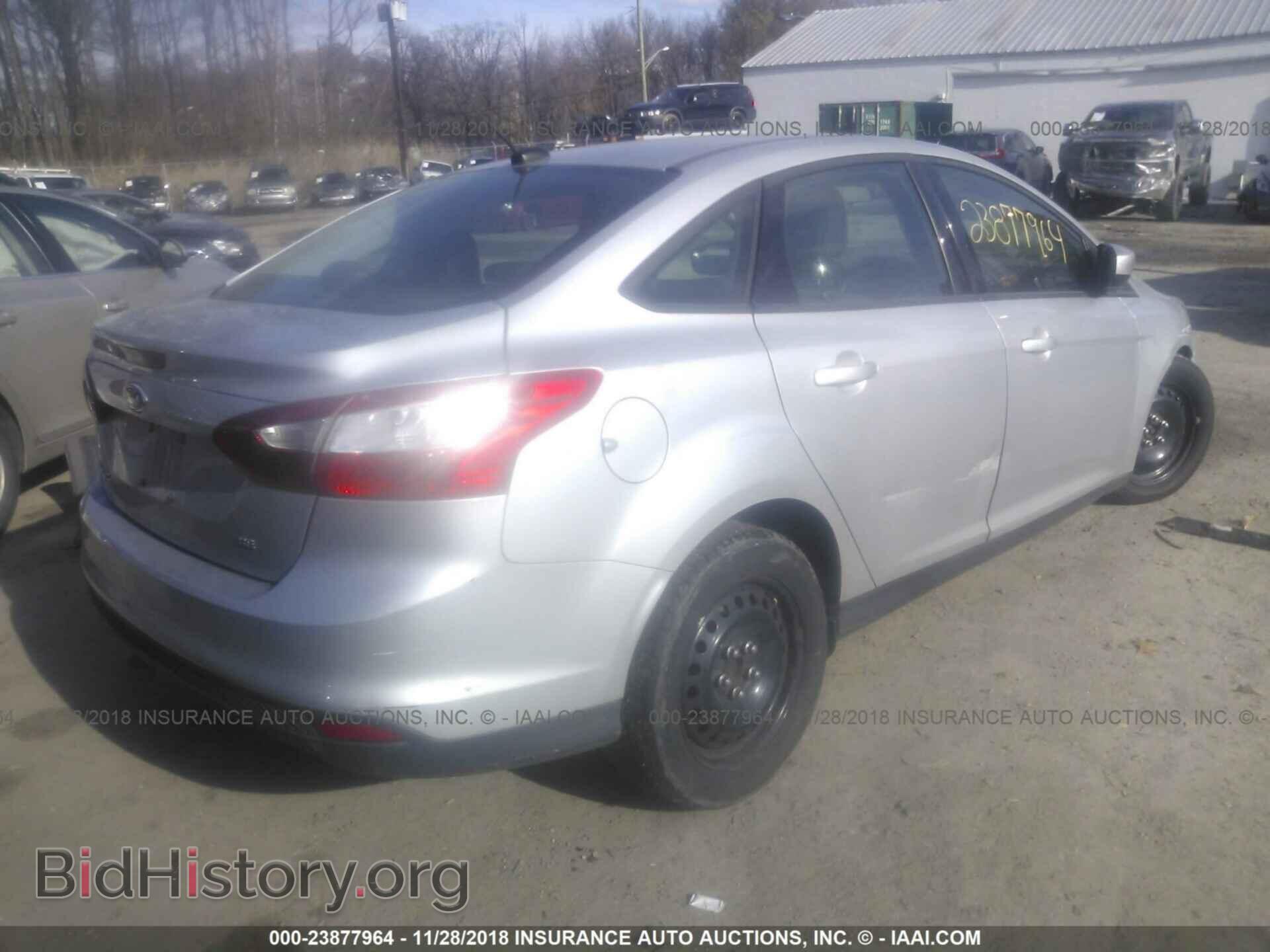 2012 FORD FOCUS - VIN: 1FAHP3F28CL318854 - Photo 4