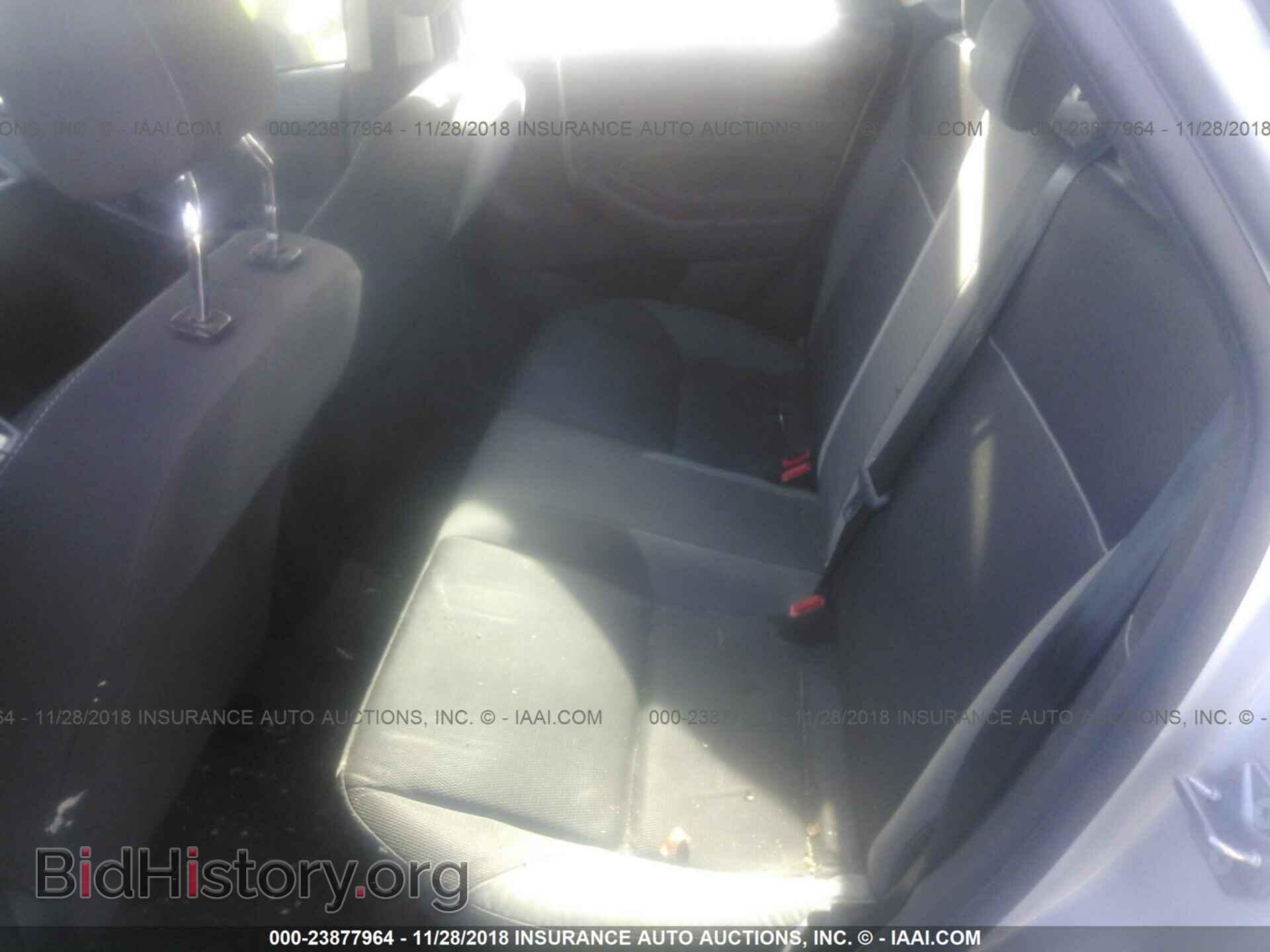 2012 FORD FOCUS - VIN: 1FAHP3F28CL318854 - Photo 8