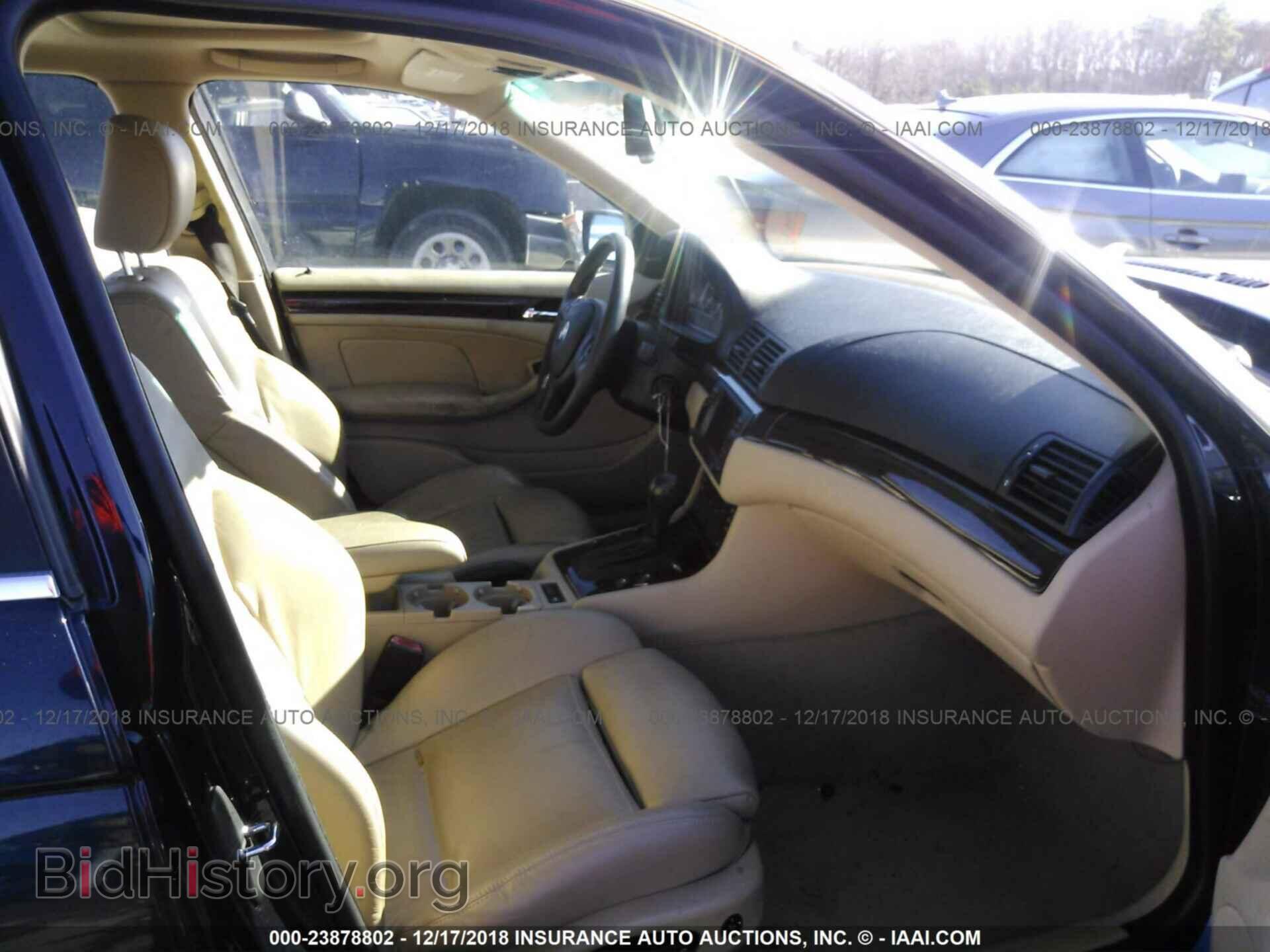 2004 BMW 330 - VIN: WBAEV53474KM35480 - Фото 5