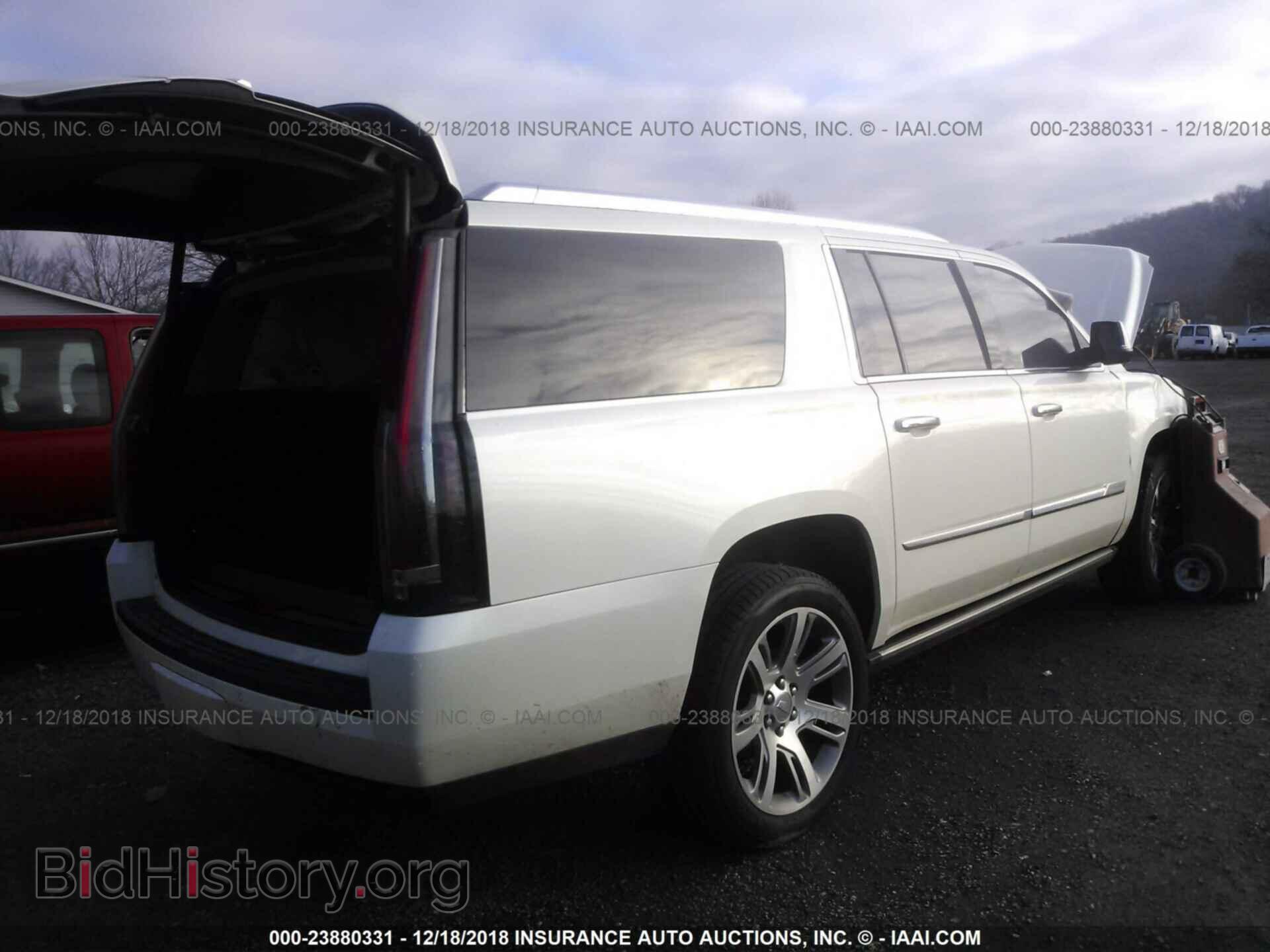 2015 Cadillac Escalade - VIN: 1GYS4TKJ6FR596539 - Фото 4