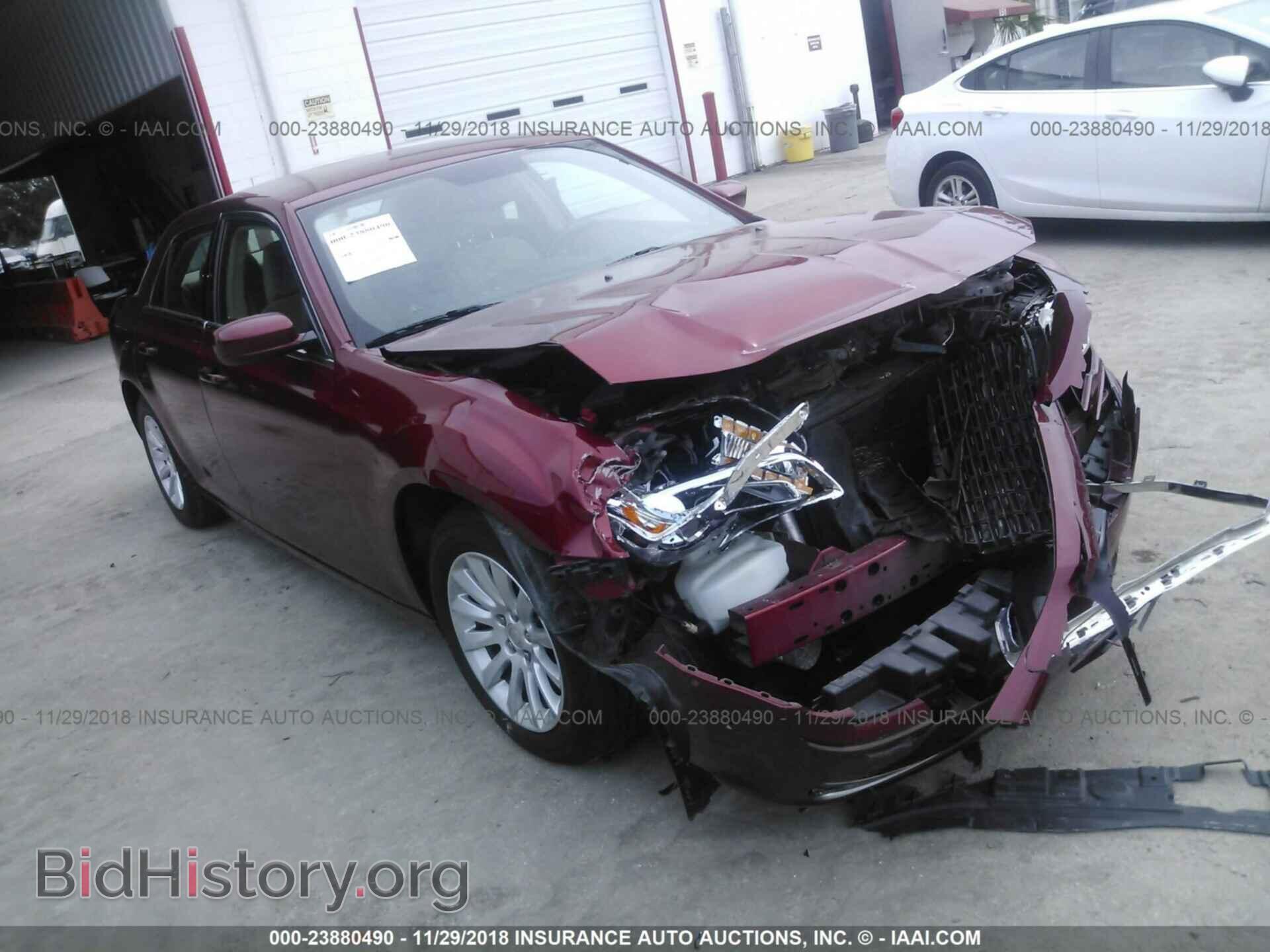 Фотография 2C3CCAAG4CH312834 - CHRYSLER 300 2012