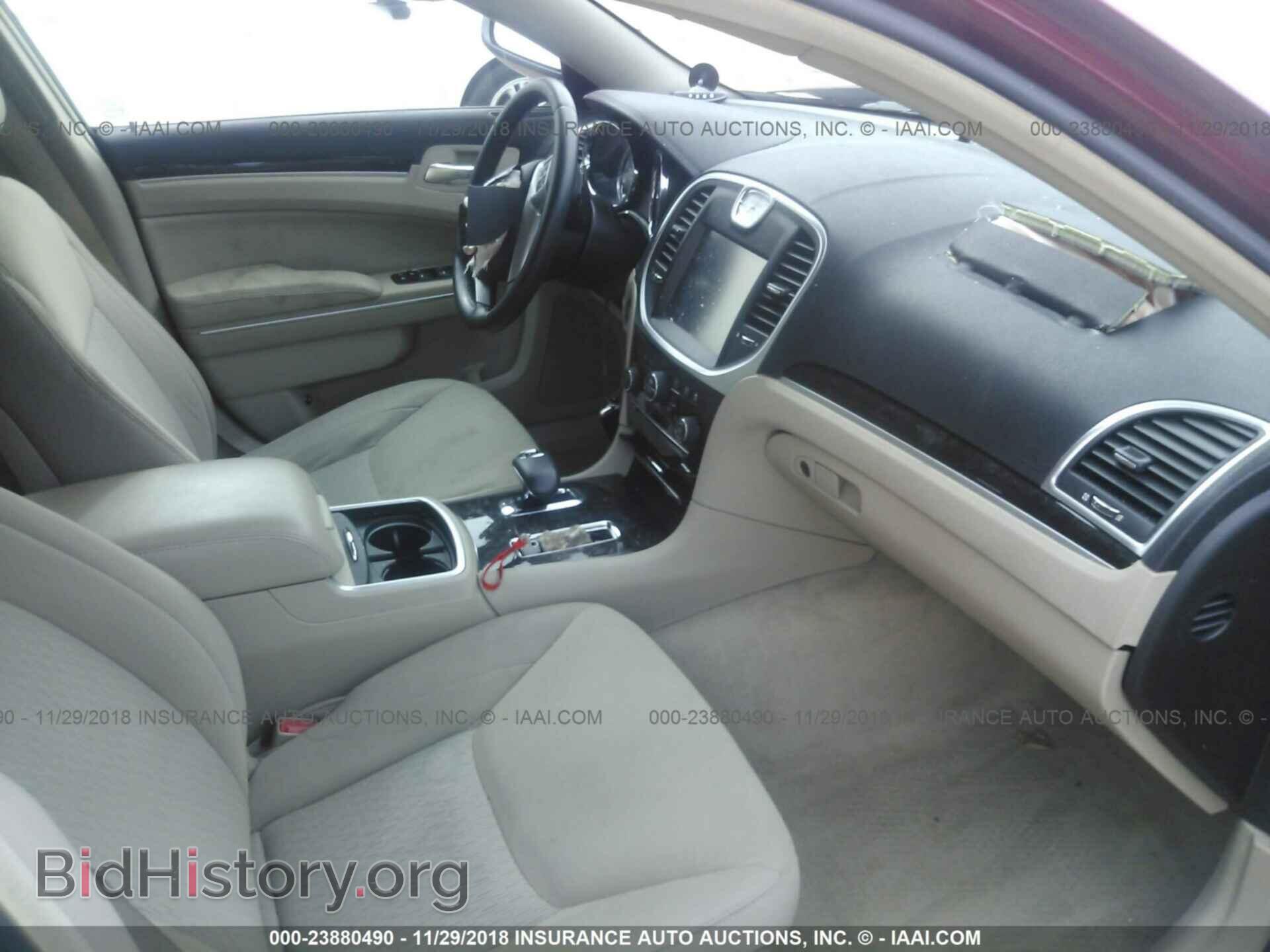 2012 CHRYSLER 300 - VIN: 2C3CCAAG4CH312834 - Фото 5