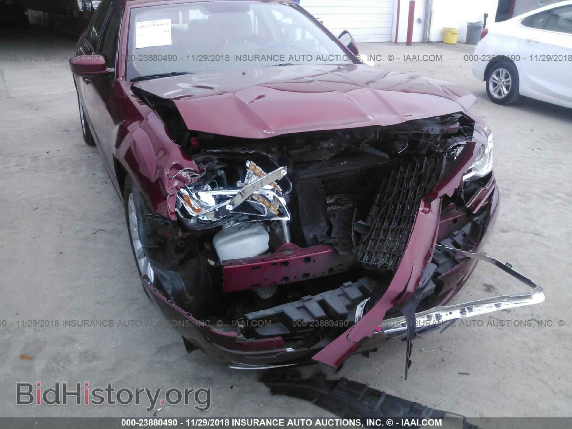 2012 CHRYSLER 300 - VIN: 2C3CCAAG4CH312834 - Фото 6