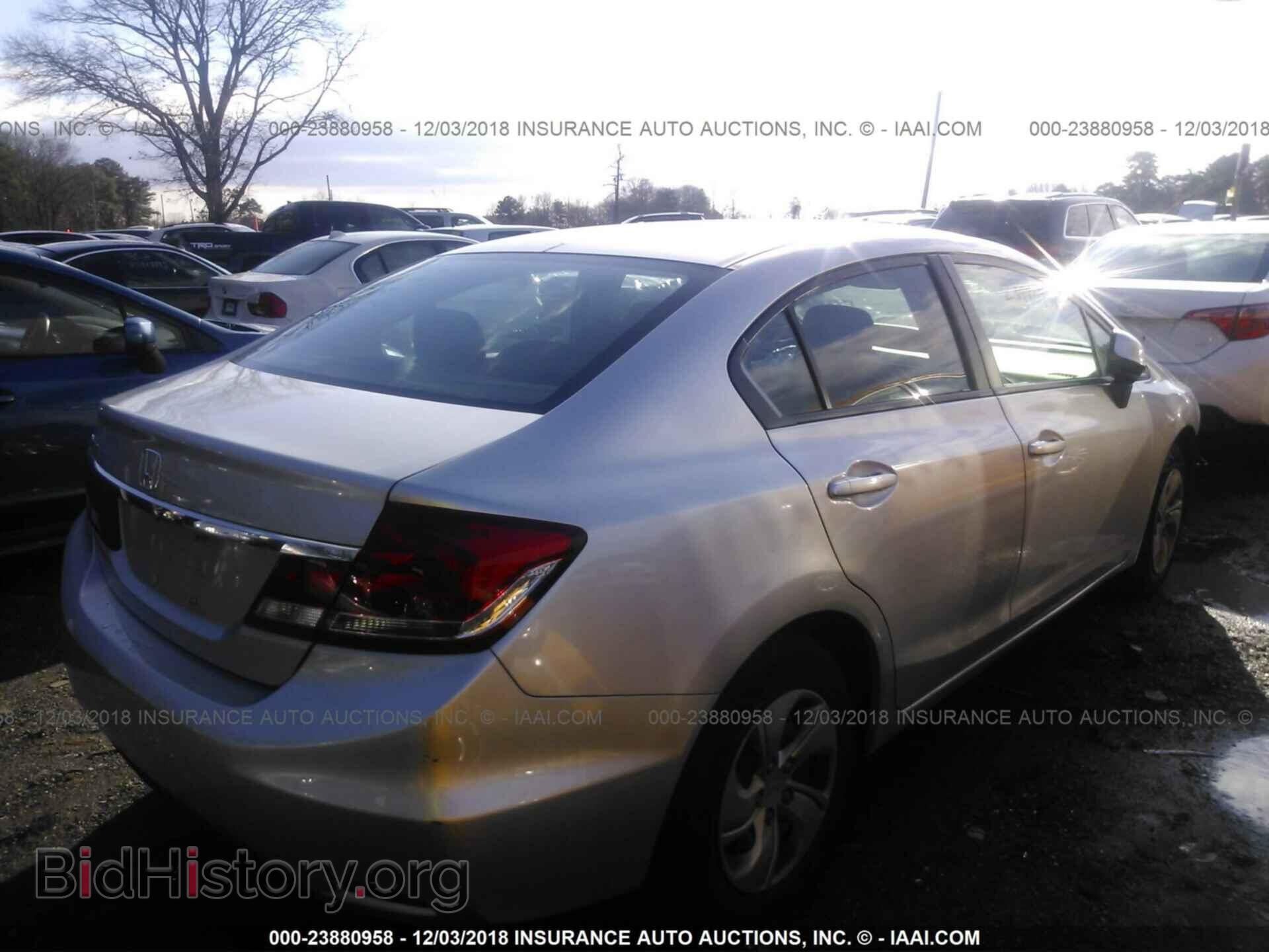 2013 Honda Civic - VIN: 19XFB2F54DE208057 - Фото 4