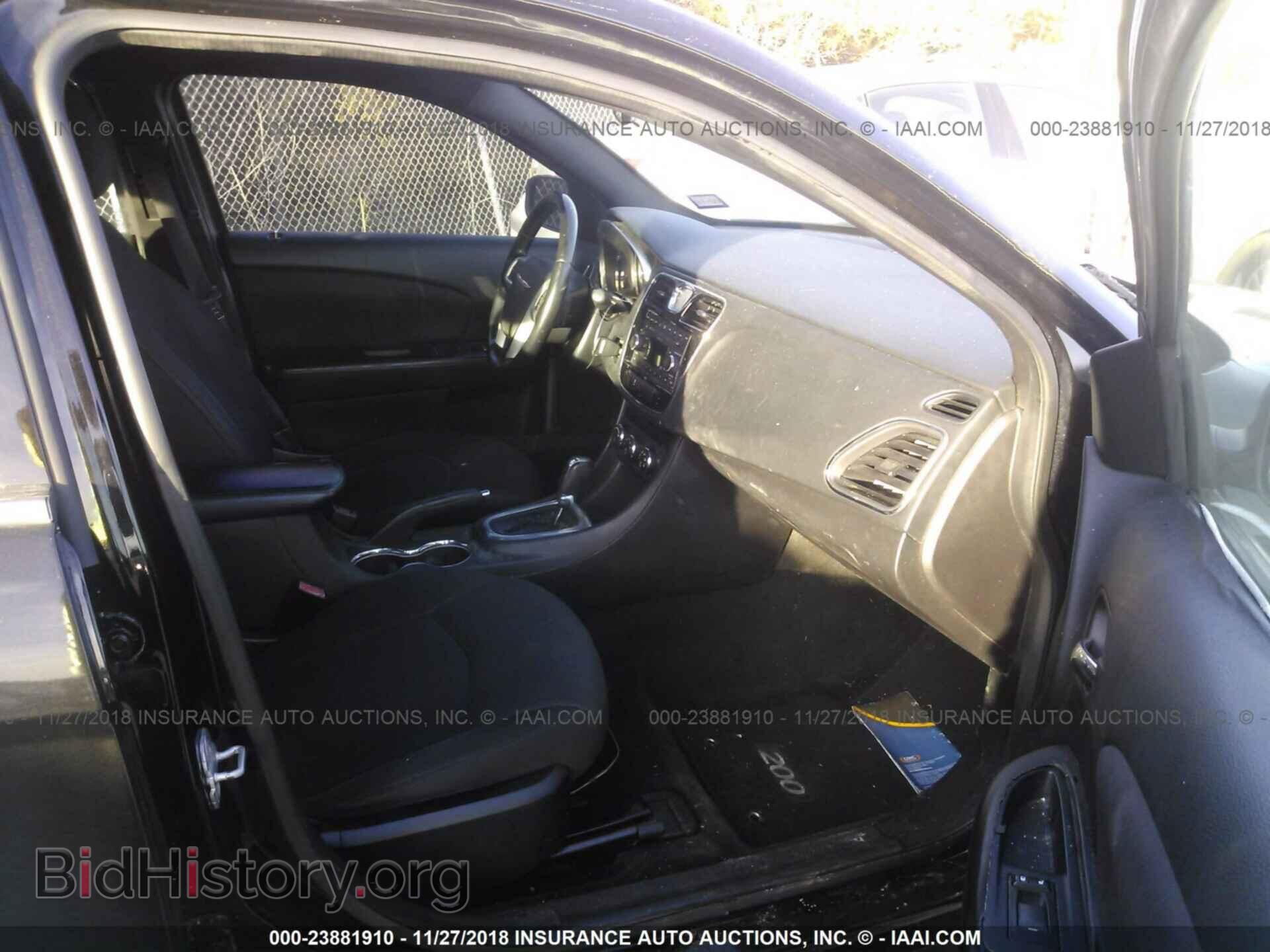2013 Chrysler 200 - VIN: 1C3CCBBB8DN666177 - Photo 5