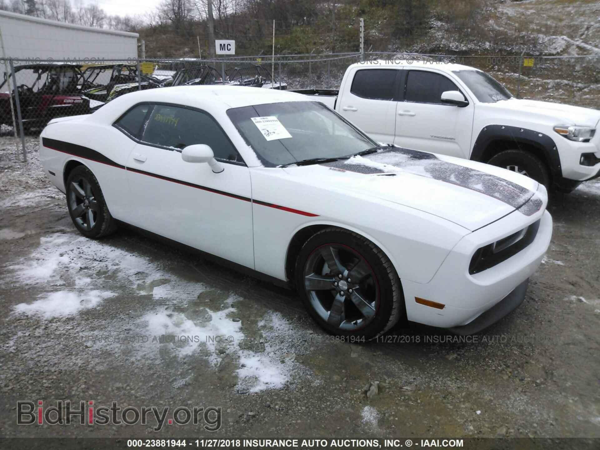 Photo 2C3CDYBTXEH278905 - Dodge Challenger 2014