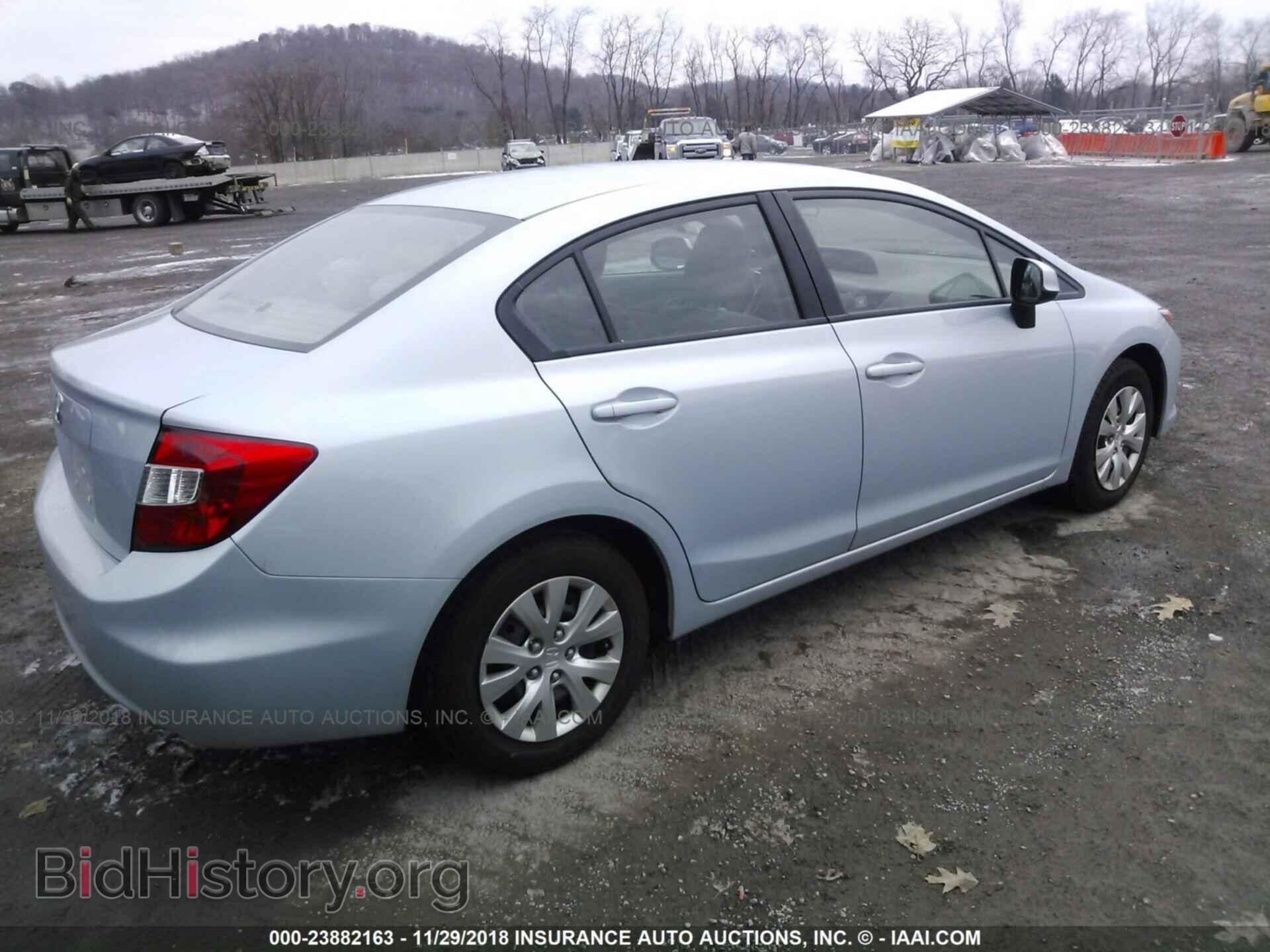 2012 Honda Civic - VIN: 19XFB2F58CE314090 - Photo 4