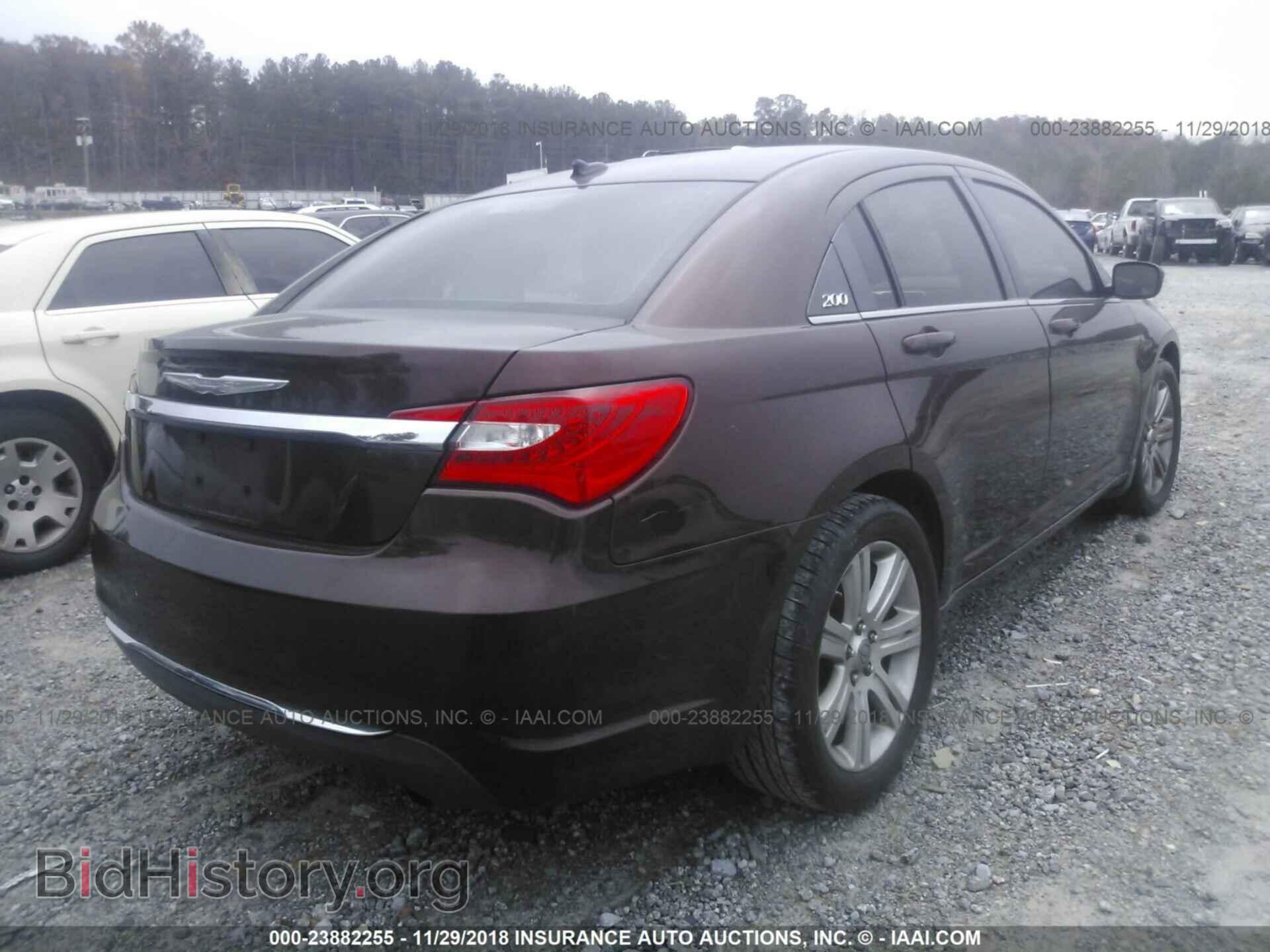 2013 Chrysler 200 - VIN: 1C3CCBBB7DN598387 - Фото 4