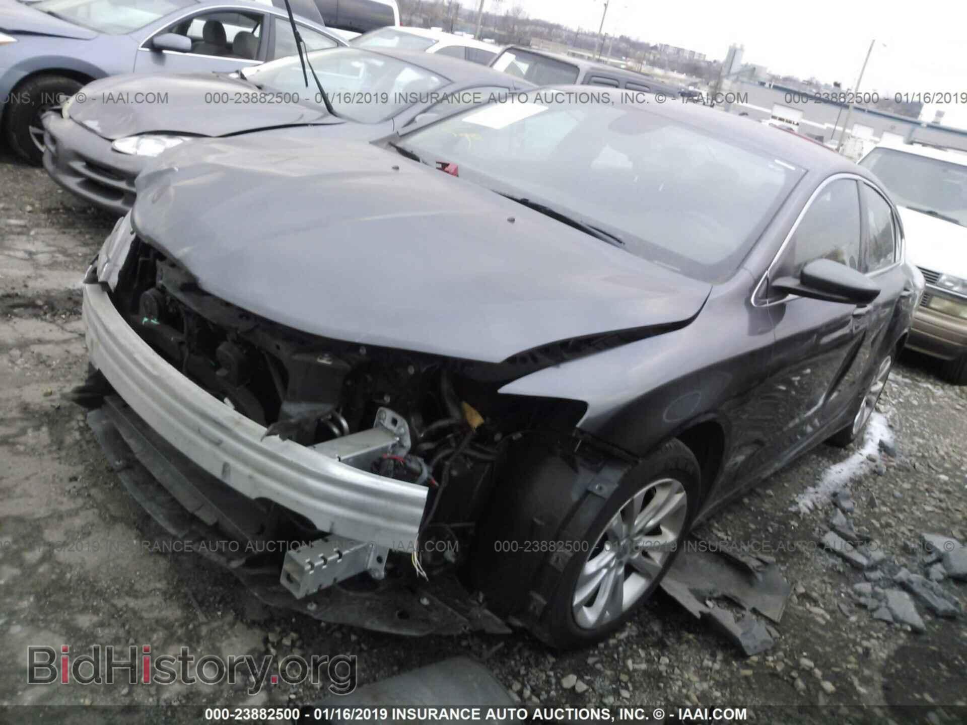 2016 CHRYSLER 200 - VIN: 1C3CCCAB3GN106501 - Фото 2