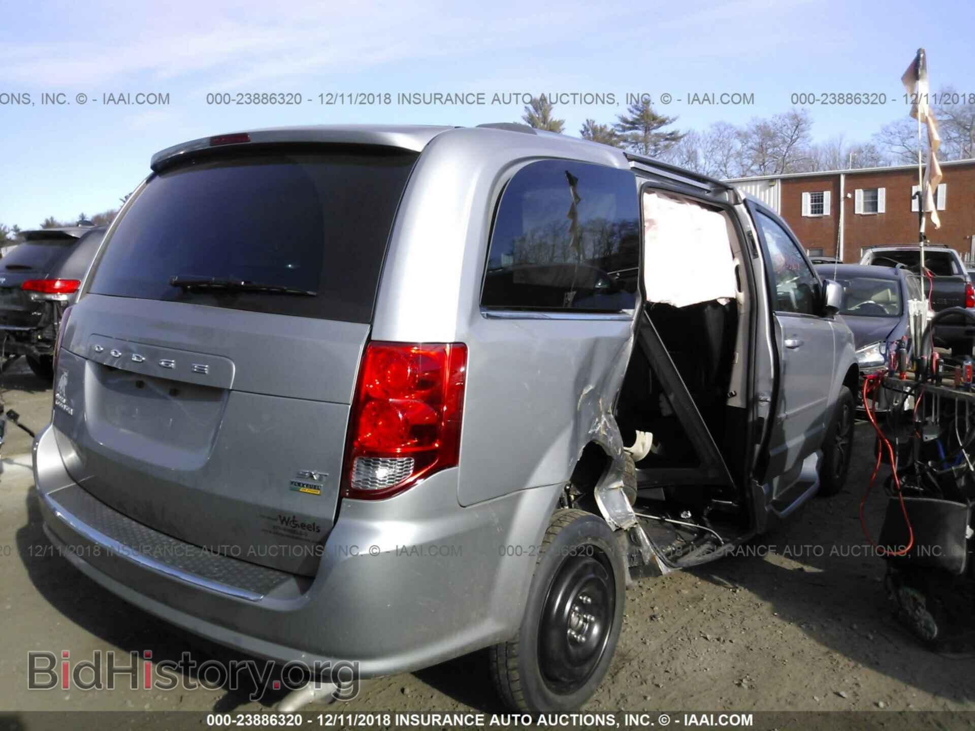 2017 Dodge Grand caravan - VIN: 2C4RDGCG5HR672148 - Фото 4
