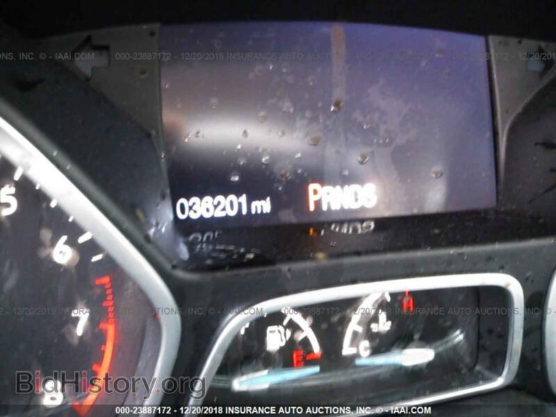 2016 Ford FOCUS (VIN 1FADP3FE0GL242156) — фото 7 из 10
