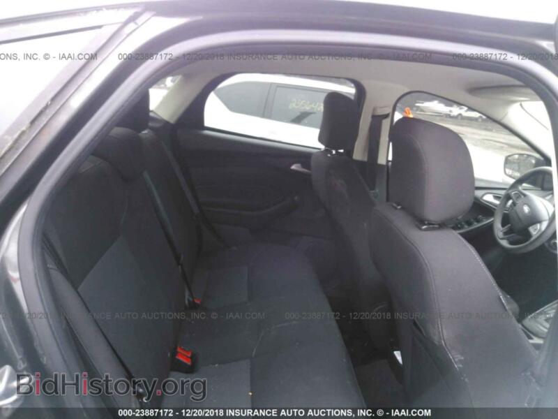 2016 Ford FOCUS (VIN 1FADP3FE0GL242156) — фото 8 из 10