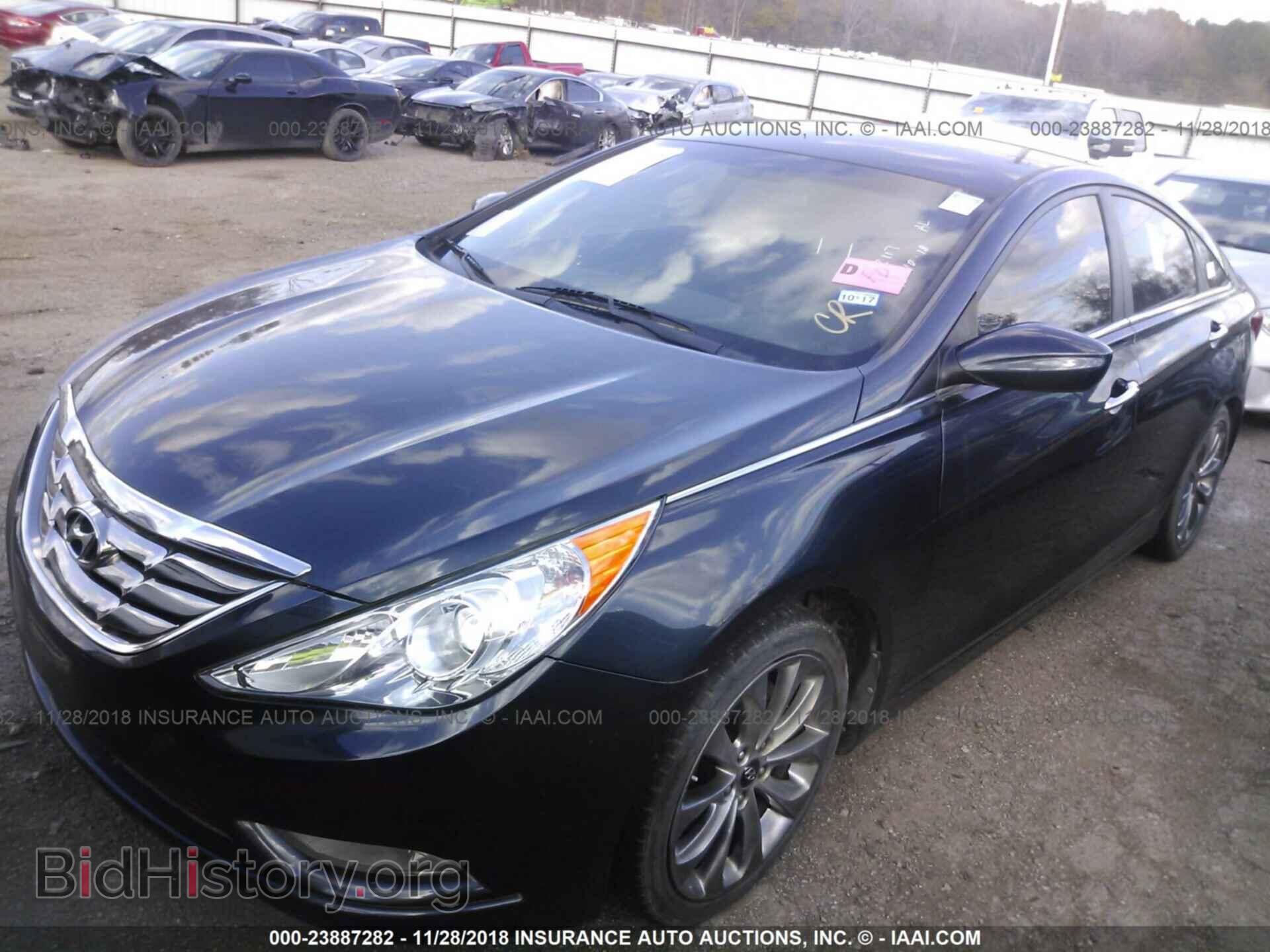 2012 Hyundai Sonata - VIN: 5NPEC4AC4CH362417 - Photo 2