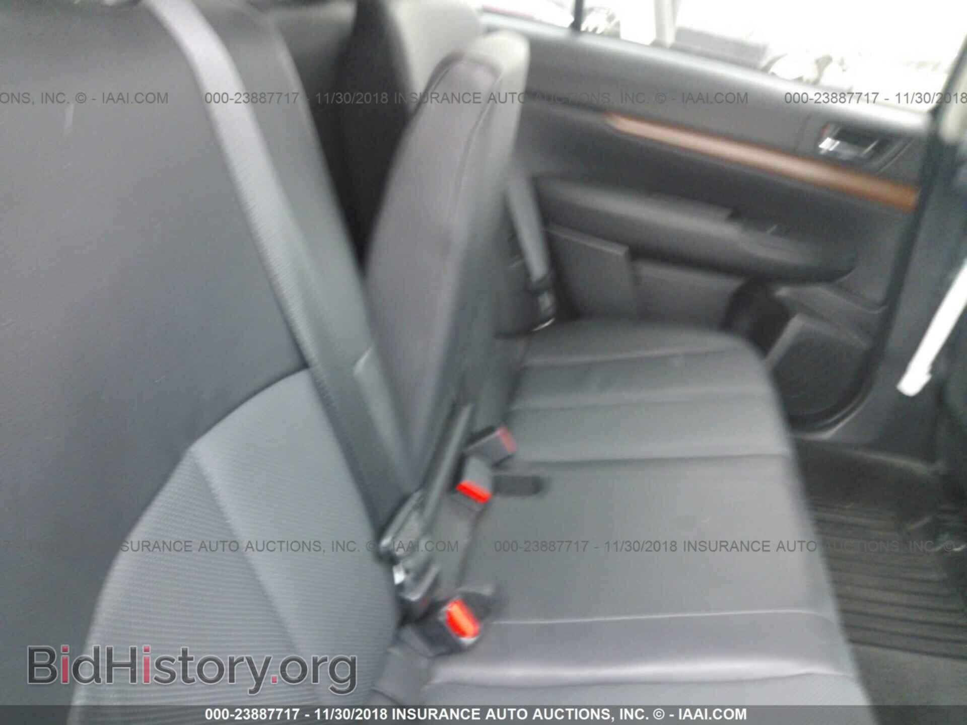 2014 Subaru Outback - VIN: 4S4BRBNC7E3323220 - Фото 8