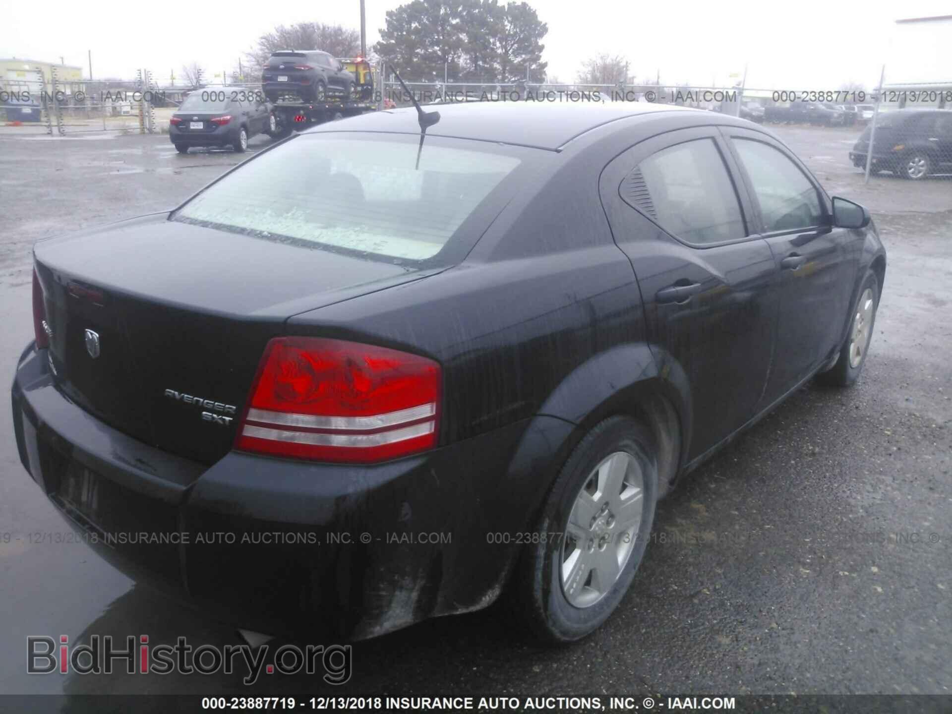 2010 DODGE AVENGER - VIN: 1B3CC4FB8AN106139 - Фото 4