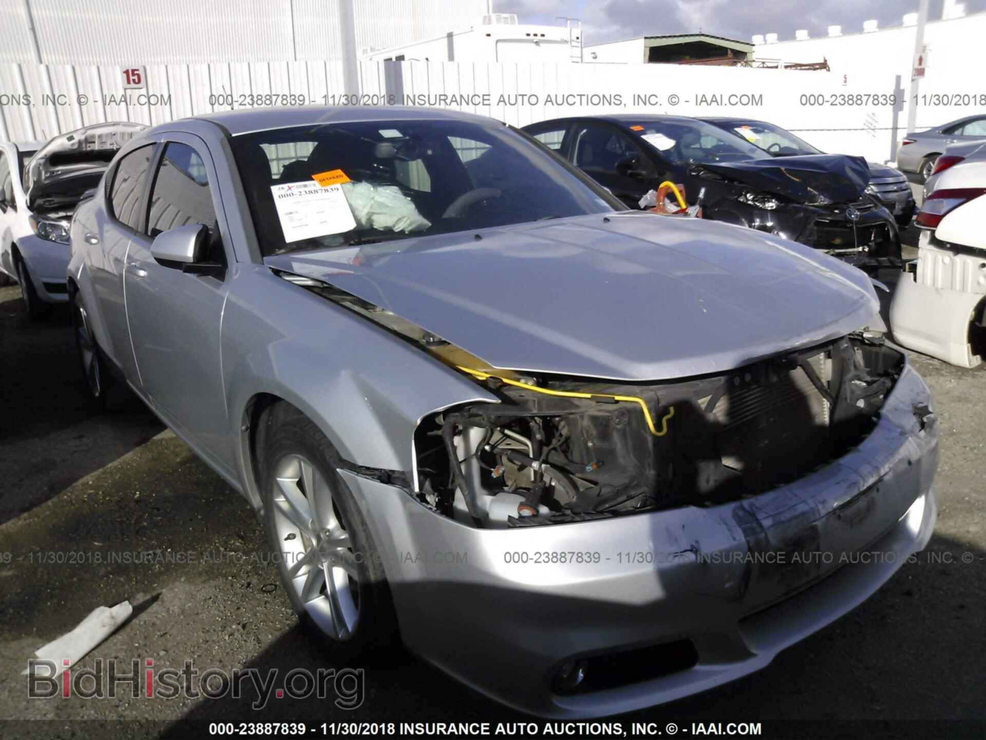 Фотография 1B3BD1FG5BN524193 - Dodge Avenger 2011