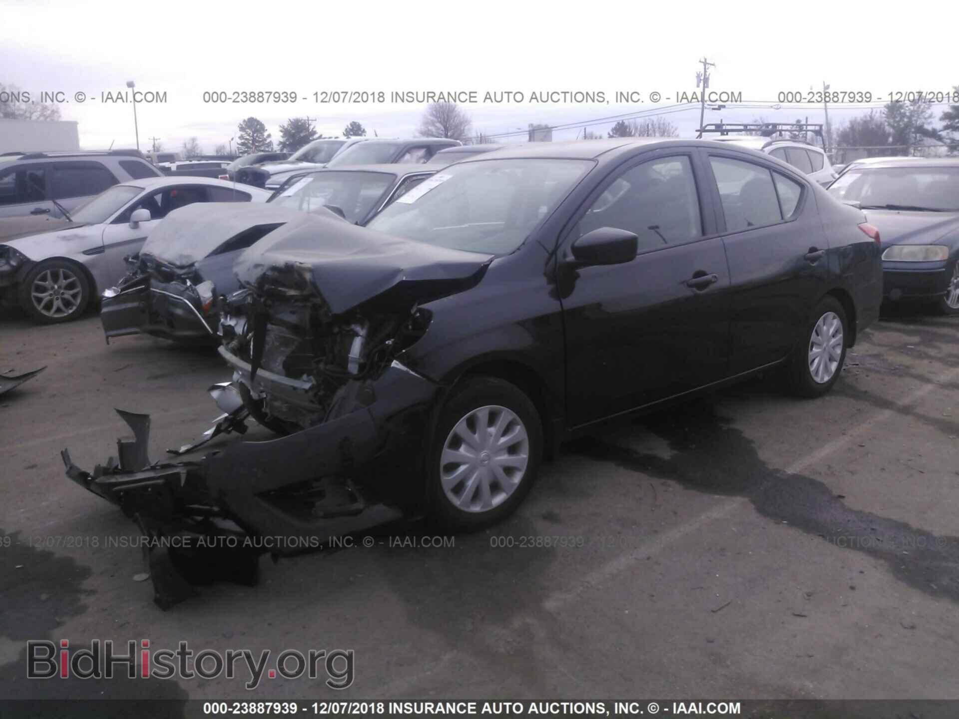 2017 NISSAN VERSA - VIN: 3N1CN7AP3HL890000 - Фото 2
