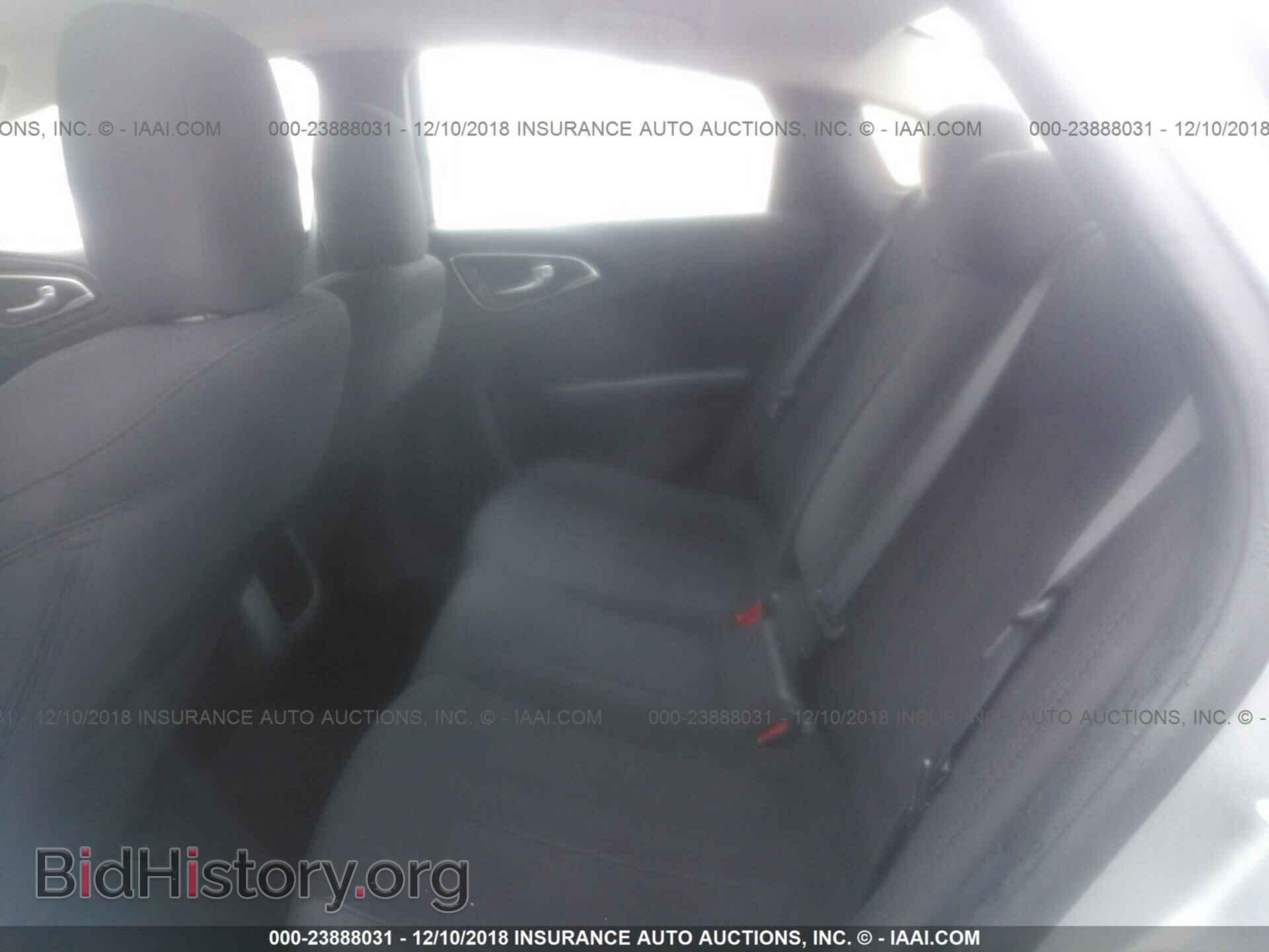 2015 CHRYSLER 200 - VIN: 1C3CCCAB9FN732956 - Photo 8