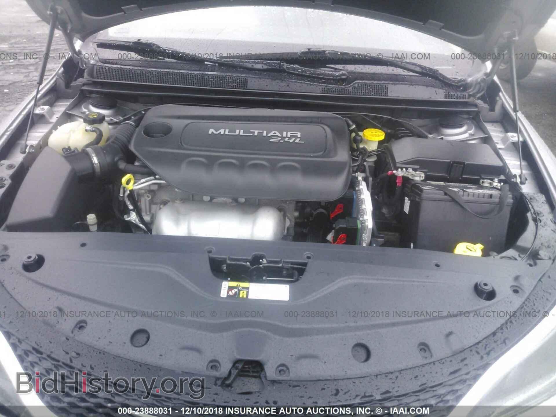 2015 CHRYSLER 200 - VIN: 1C3CCCAB9FN732956 - Photo 10