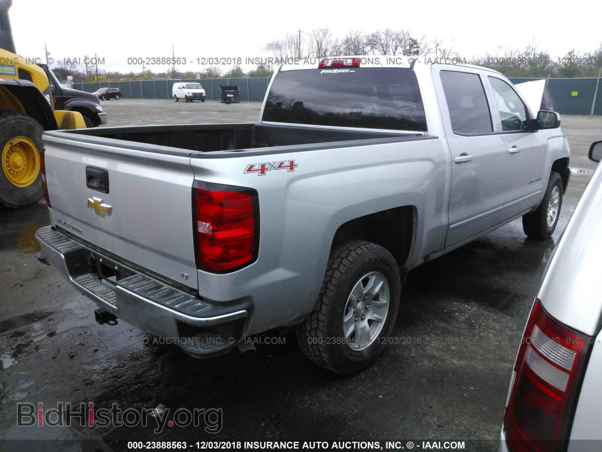 2017 CHEVROLET SILVERADO - VIN: 3GCUKREC2HG337313 - Фото 4
