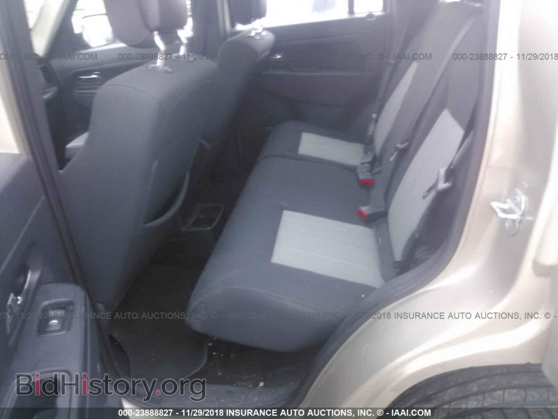 2010 JEEP LIBERTY - VIN: 1J4PN2GKXAW162875 - Фото 8